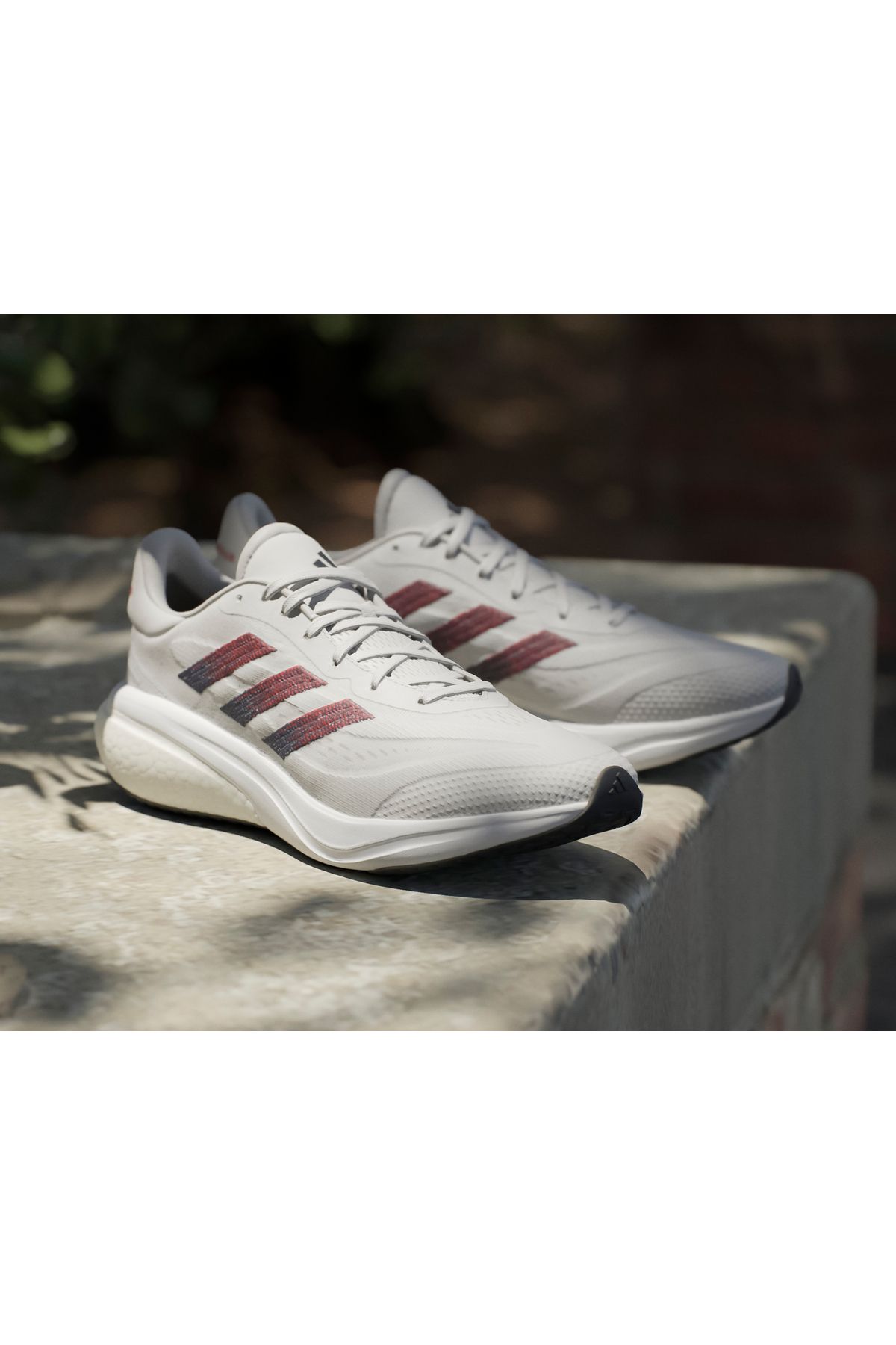 کفش دویدن رنگارنگ Supernova 3 adidas