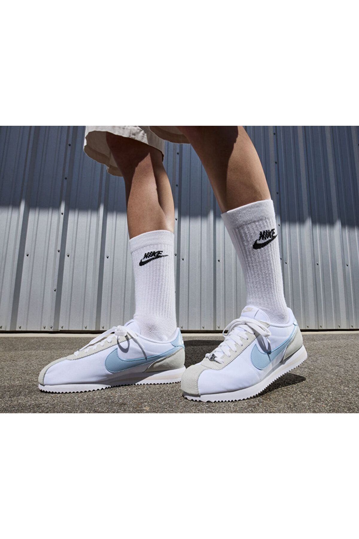 اسنیکر سفید مردانه و زنانه کفش روزانه یونیزکس DZ2795 100 Nike