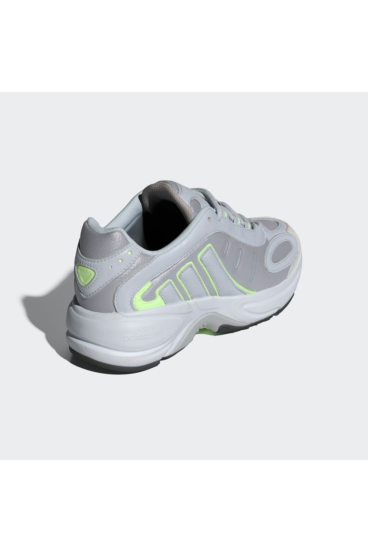 اسنیکر سفید زنانه کفش های کهکشان Falcon اورجینال adidas