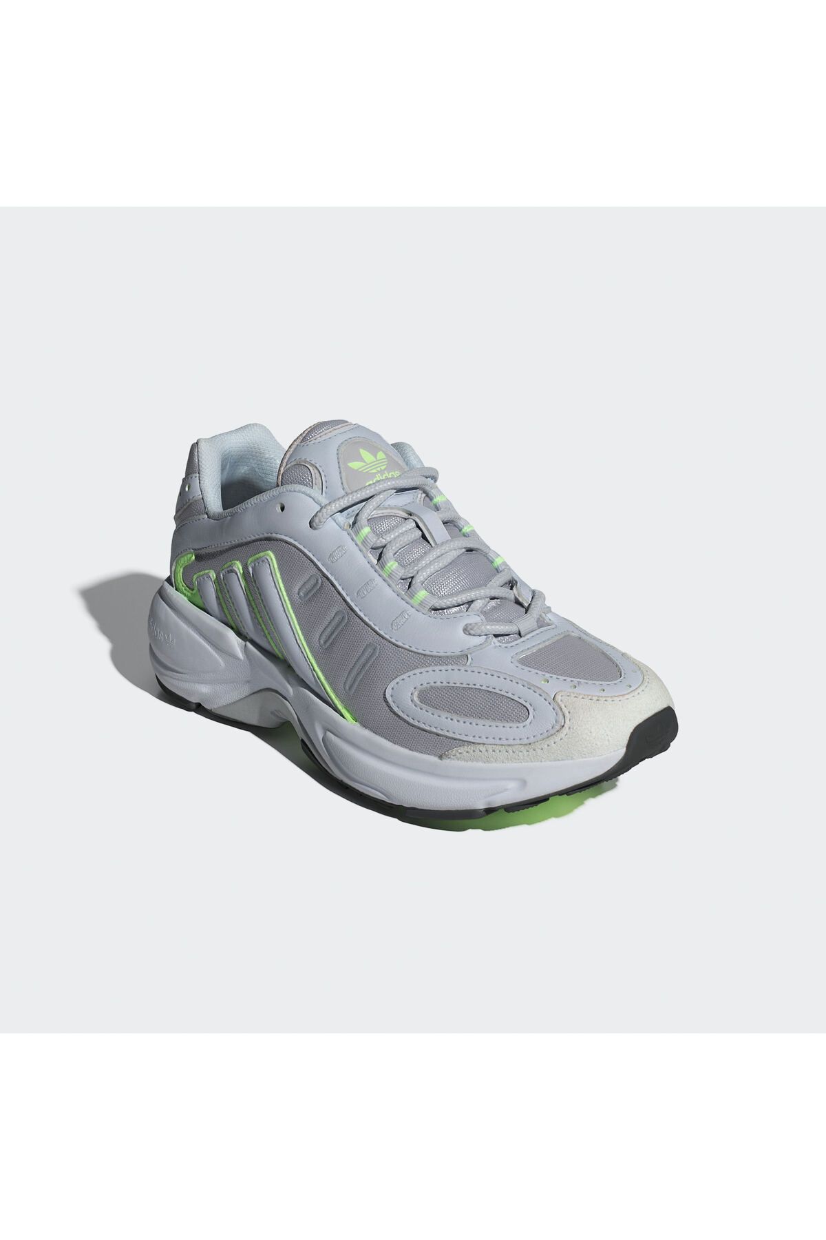 اسنیکر سفید زنانه کفش های کهکشان Falcon اورجینال adidas