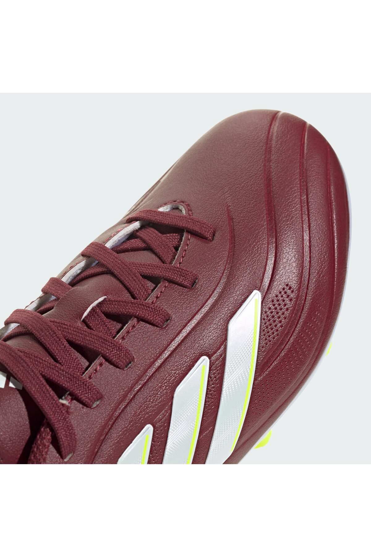 کرمپون سفید مردانه و زنانه صنایع دستی Grass Copa Pure II adidas