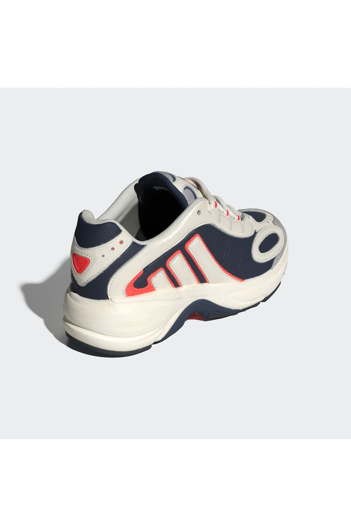 اسنیکر سفید زنانه کفش های کهکشان Falcon اورجینال adidas