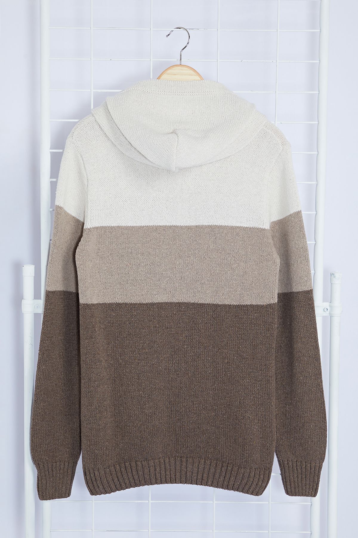 Trendyol Collection-Екрю Обикновен вълнен пуловер с качулка и цветен блок Tmnaw22Kz0822 8