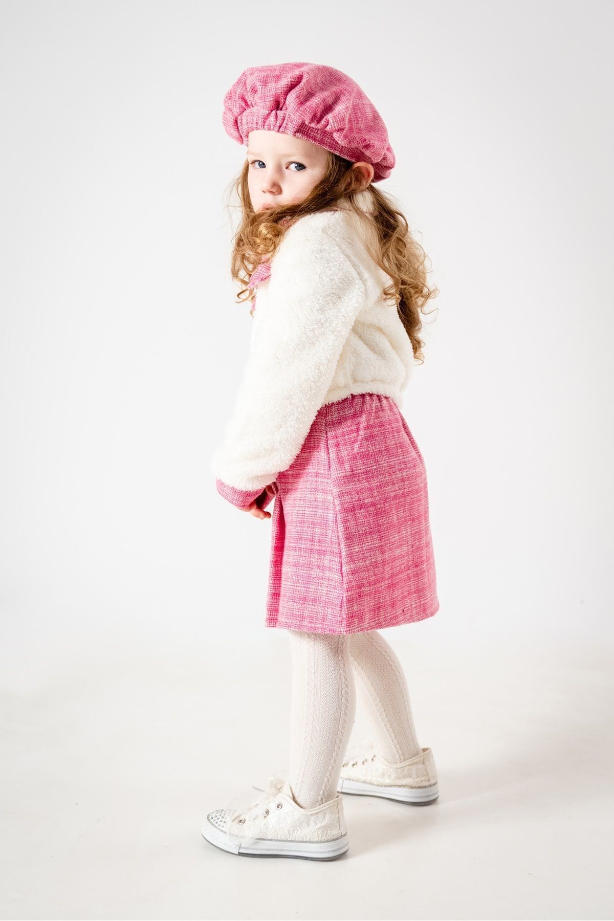 Baby Animals Kız Çocuk Kız Bebek Hırkalı Şapkalı Etekli Welsoft Peluş Oduncu Üçlü elbise takım fotoğrafı 5 (önizleme)