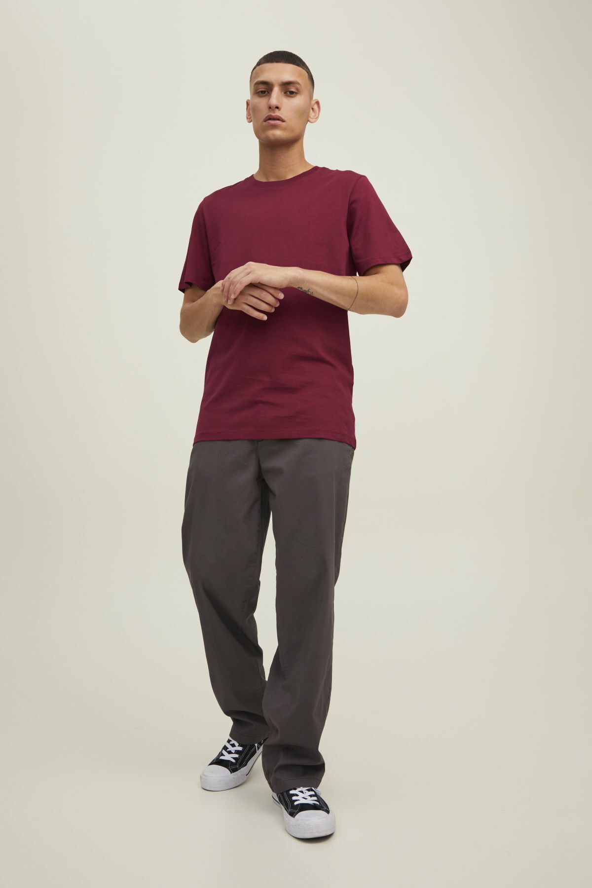 تی شرت جک اند جونز مردانه 100% پنبه بورگاندی بیسیک راه راه     بیسیک کژوال/روزمره | Jack & Jones 12156101 BD - تصویر 4