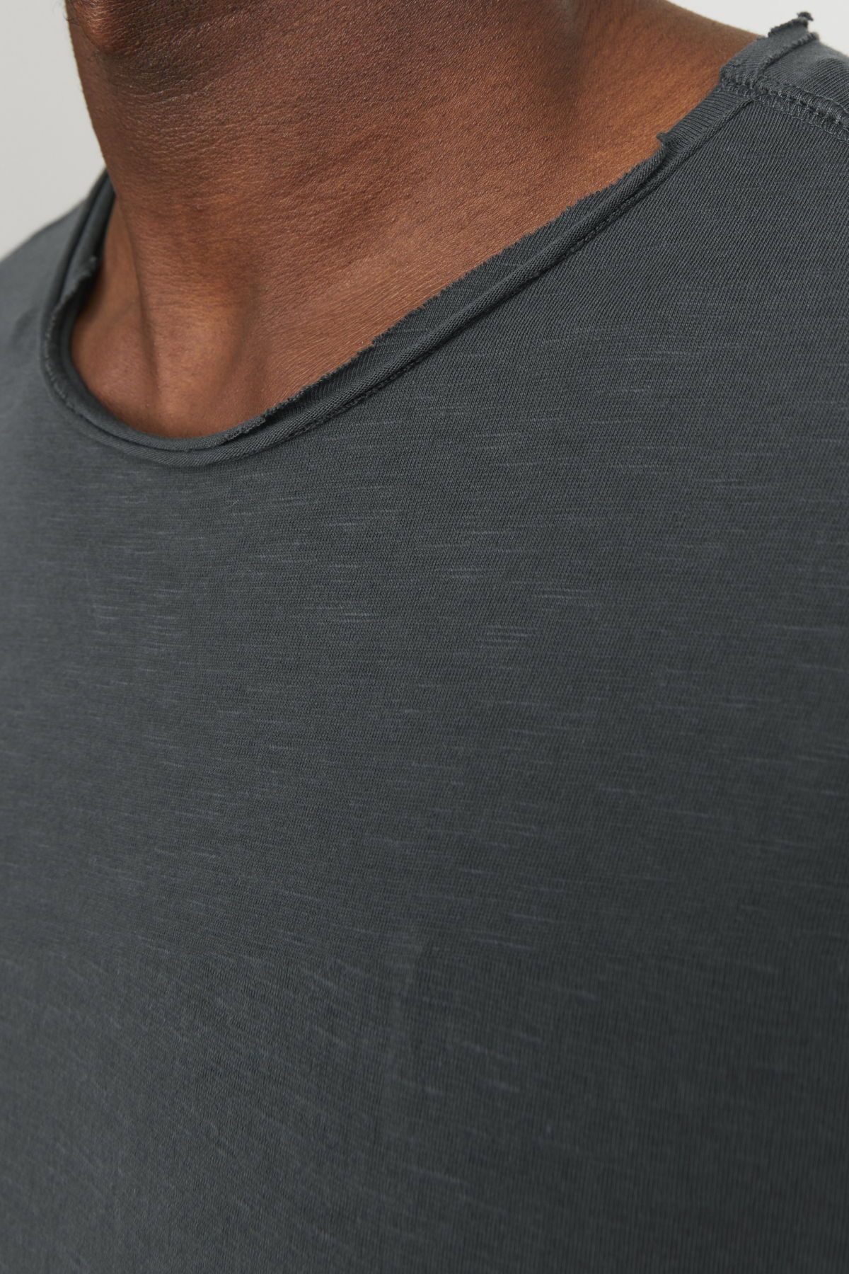تی شرت مشکی مردانه سیاه Jack Jones جیباشر او یقه اس نوس Jack & Jones