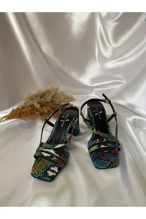 Kadın Çok Renkli Topuklu Ayakkabı AA000001