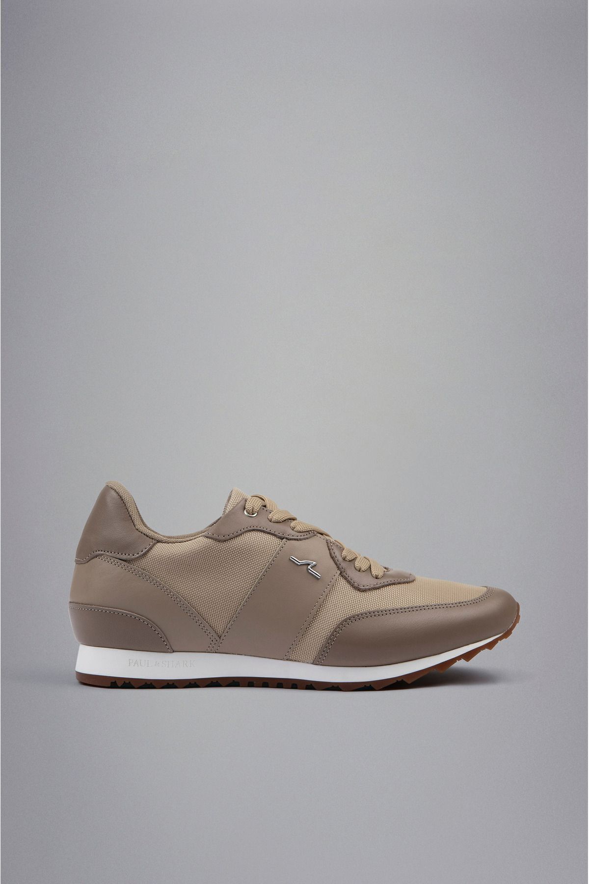 پال اند شارک کفش کتانی مردانه چرم راحت و بدون پاشنه، رنگ بژ، کد ۲۴۴۱۸۰۰۹-۶۲۹