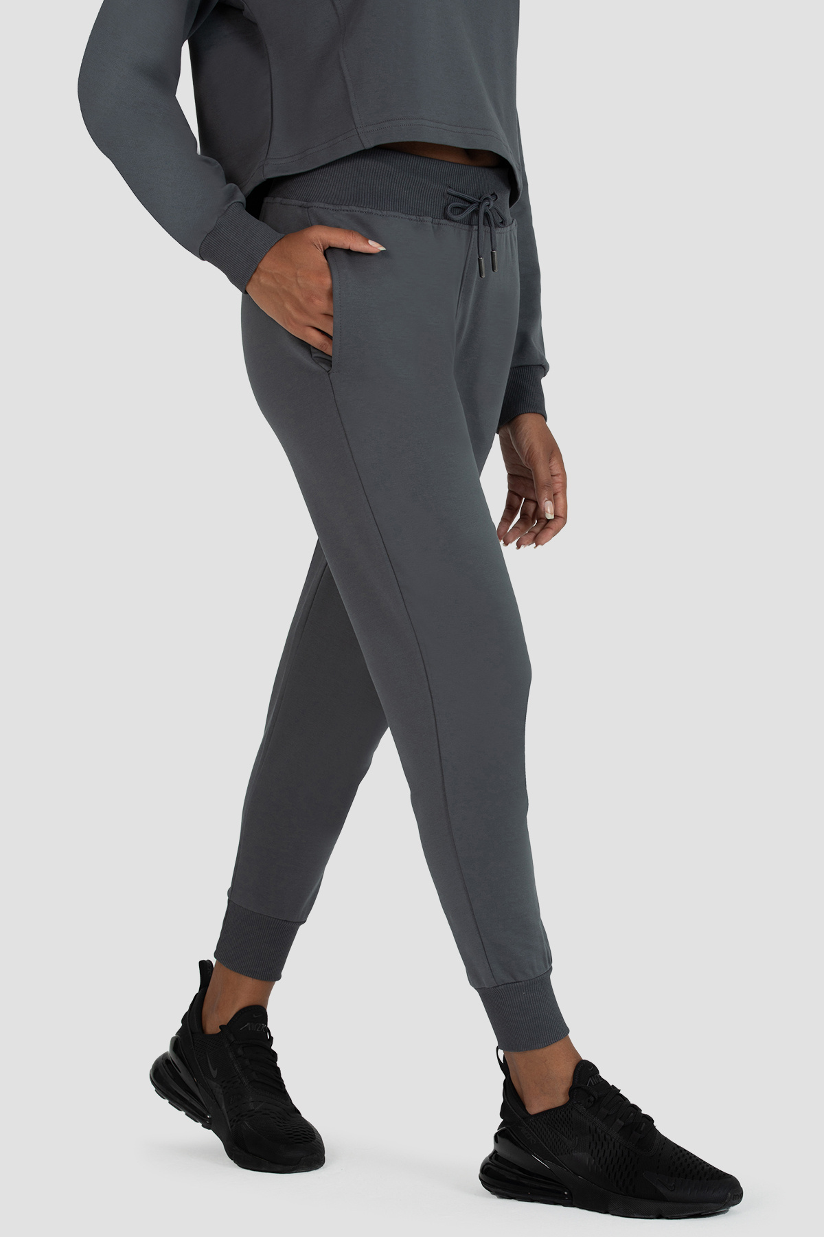 Superstacy-Lexa Carrot Cut Smoked Jogger 4