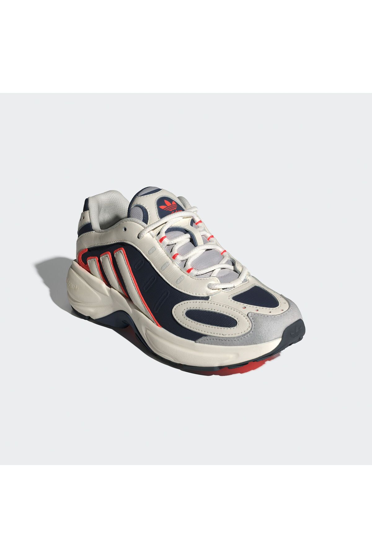 اسنیکر سفید زنانه کفش های کهکشان Falcon اورجینال adidas