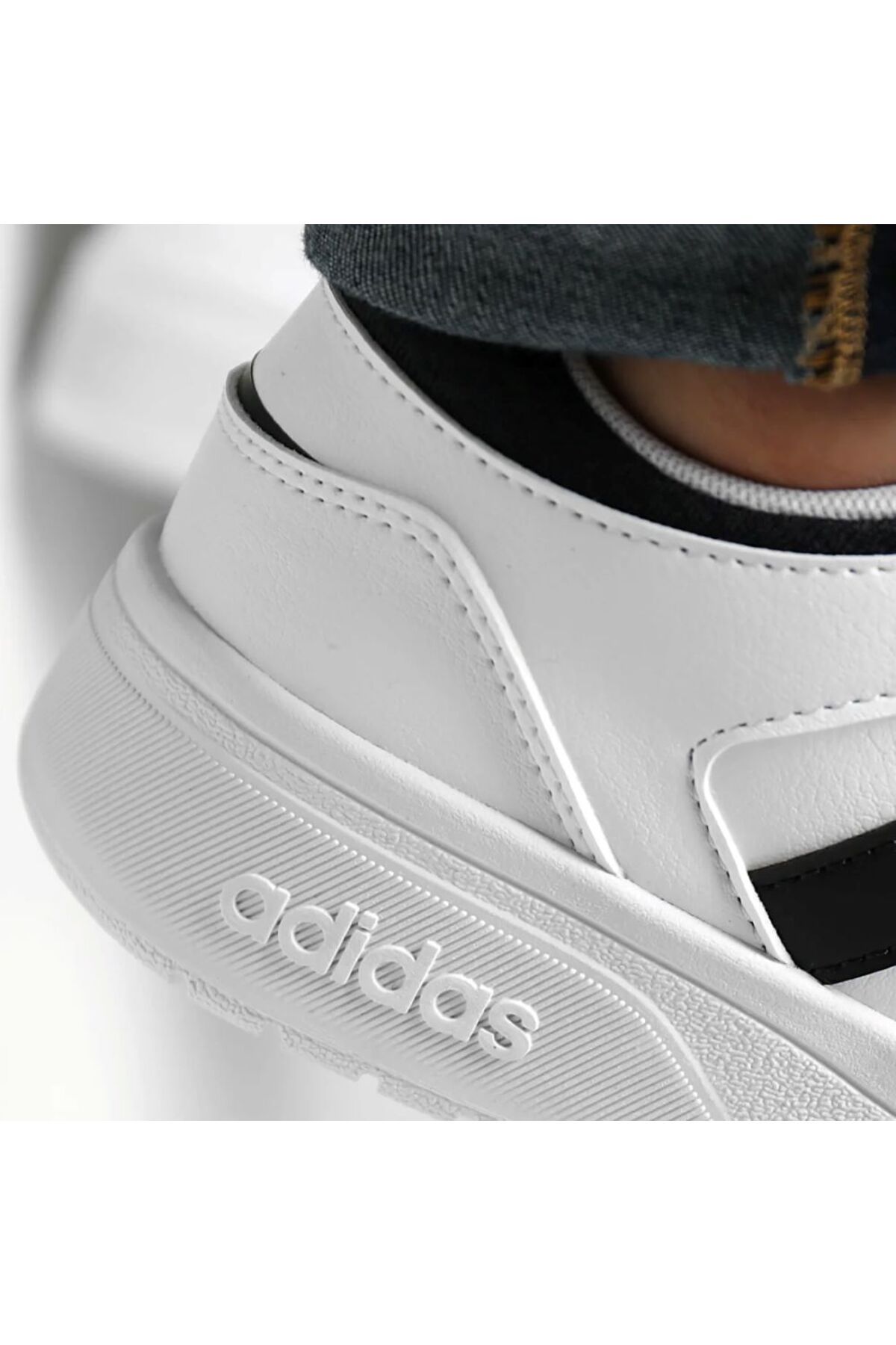 اسنیکر سفید مردانه و زنانه ID9658 BEY COURTBEAT کفش ورزشی adidas