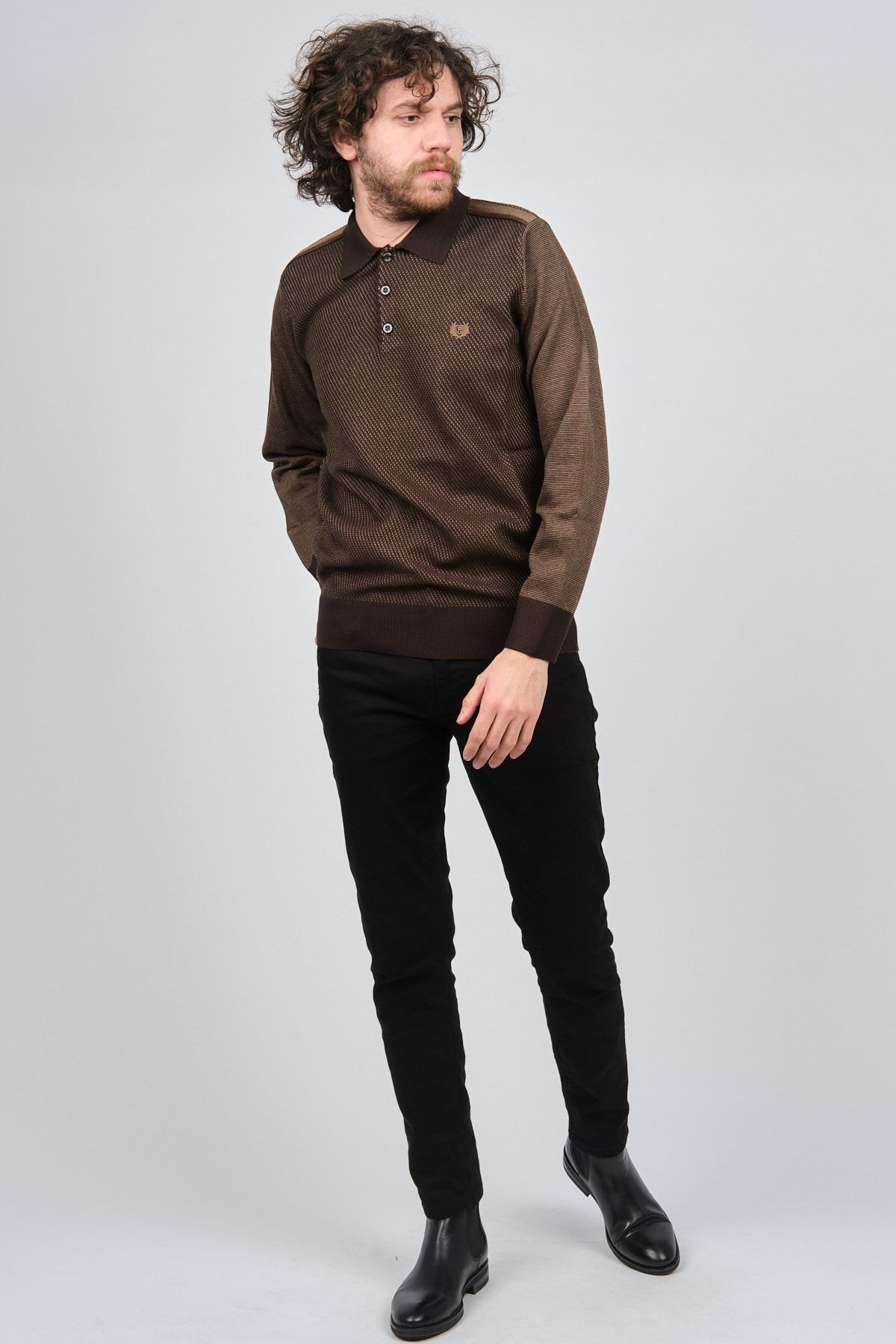 complete the look image