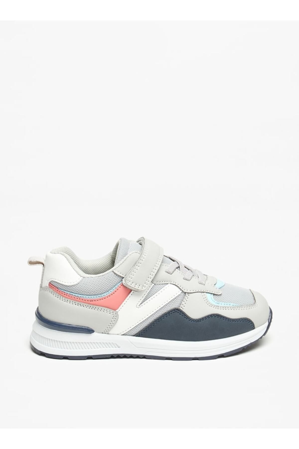 Juniors-Colourblock Sneakers with Hook and Loop Closure 3