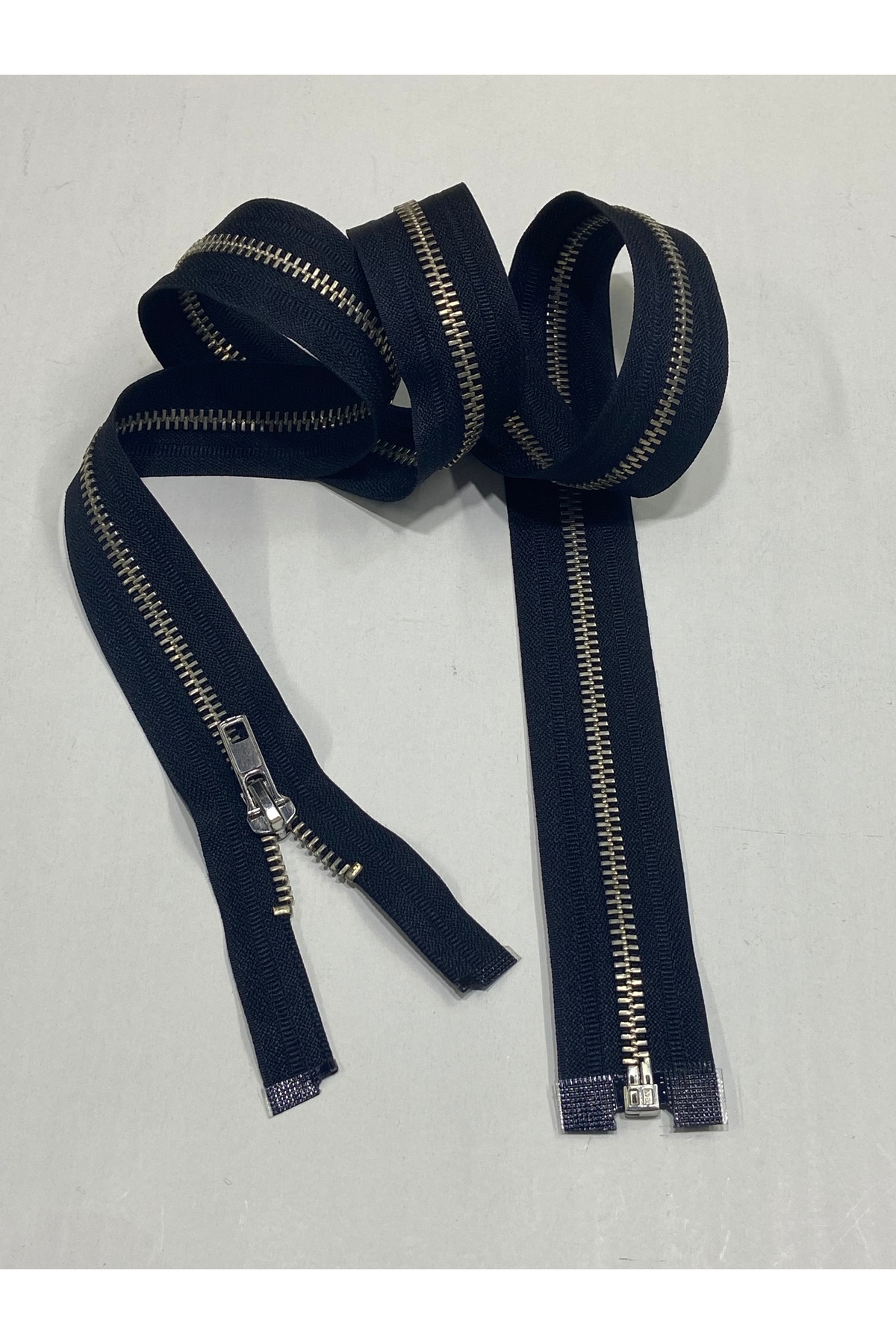 Iron Teeth Coat Coat Zipper 100 cm Black / Silver Teeth Number 5