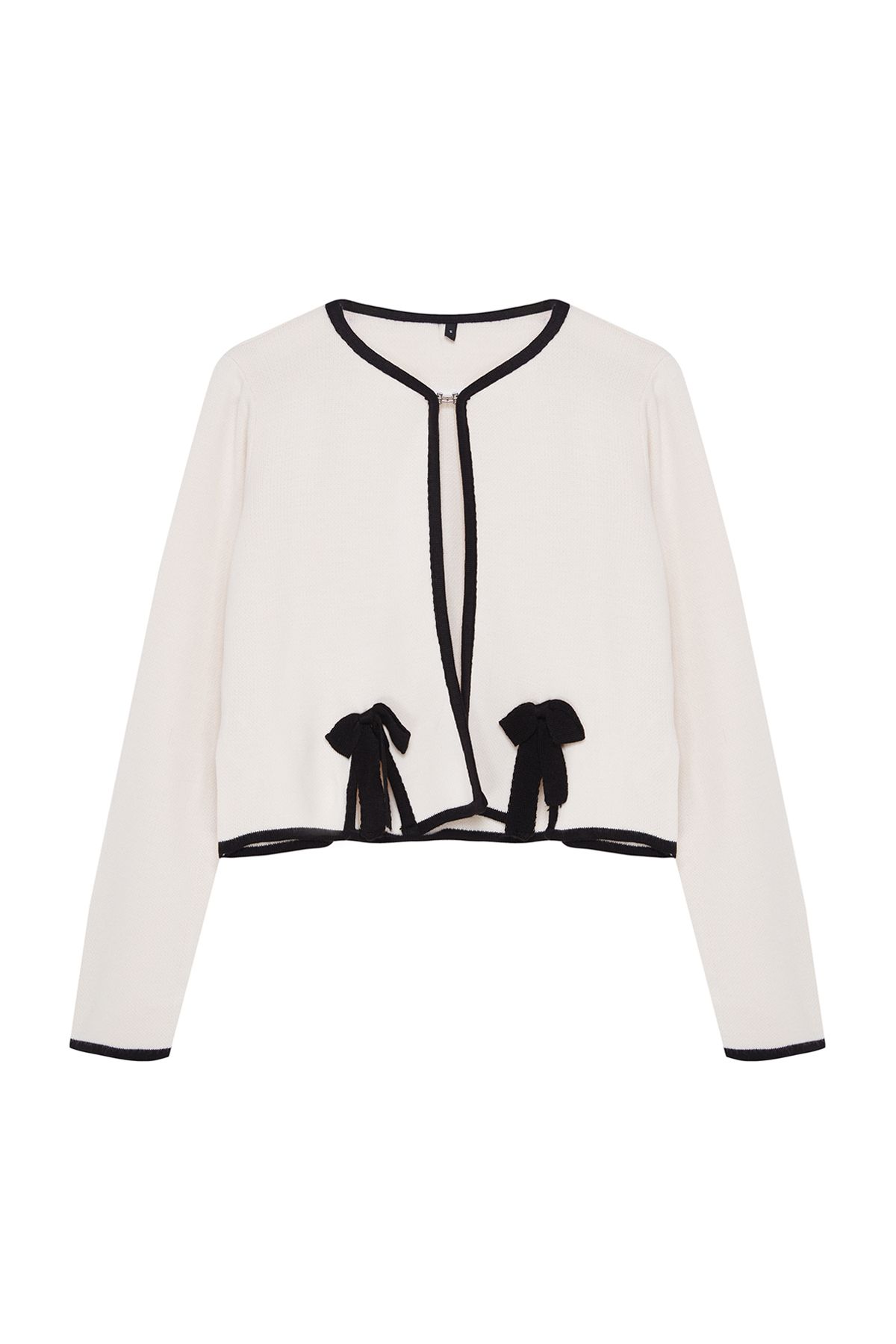 Trendyol Collection-Ecru pletený svetr – stuha a detail mašle, vzhled bundy Twoaw25Hi00067 6