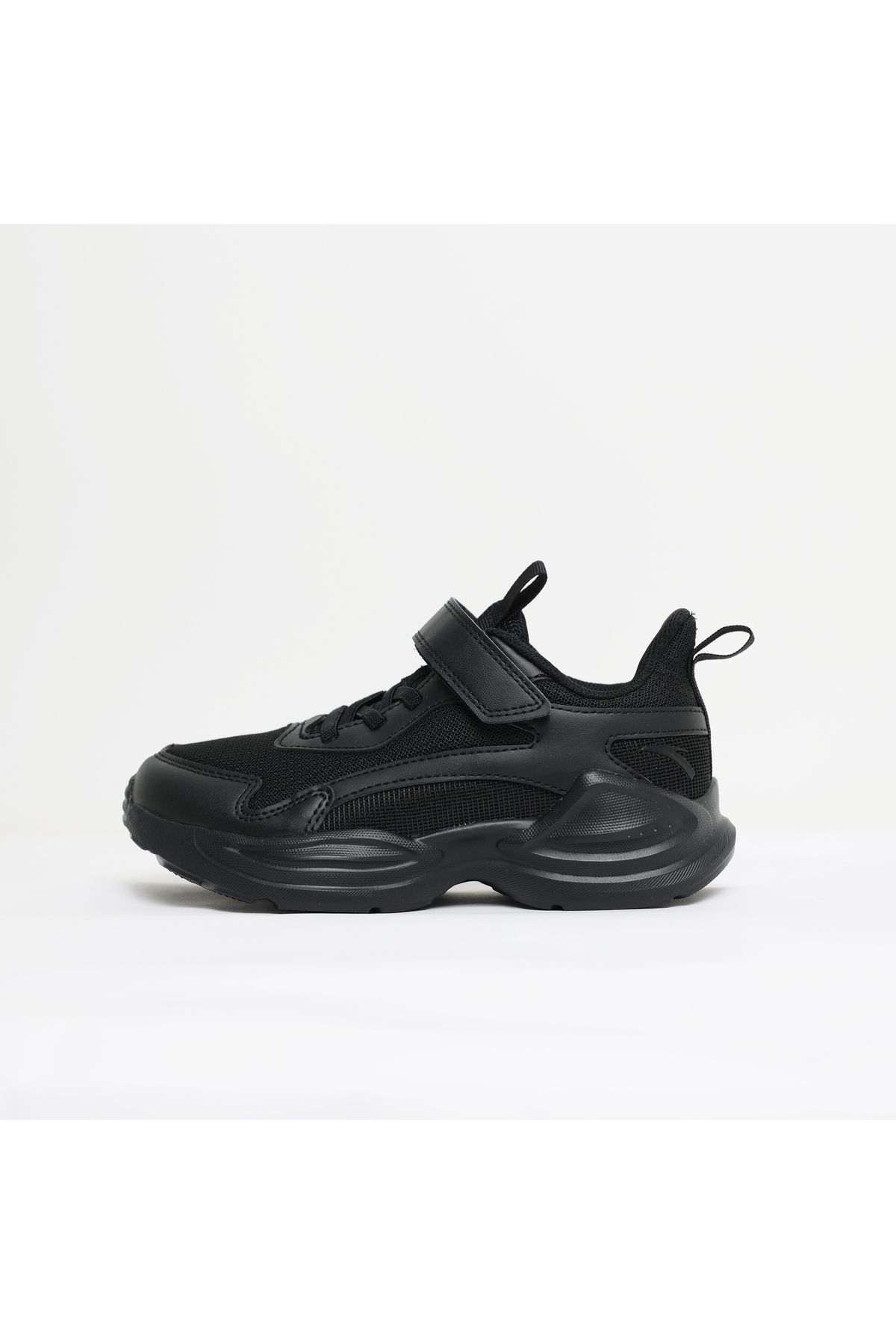 Anta-Running Shoes 1