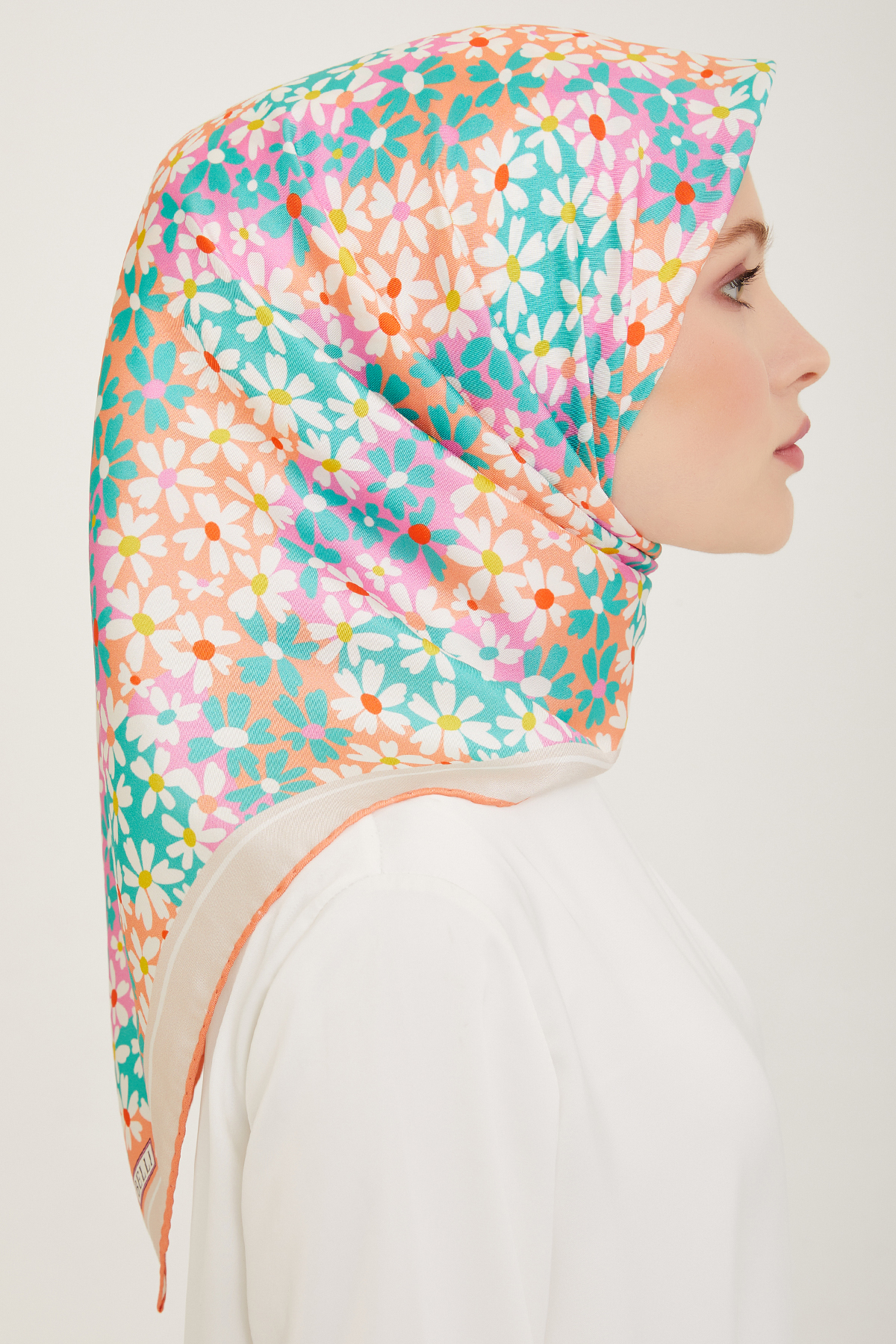 روسری زنانه بللی | BELLİ SAF İPEK EŞARP 4013D - 01 Belli - Image 2