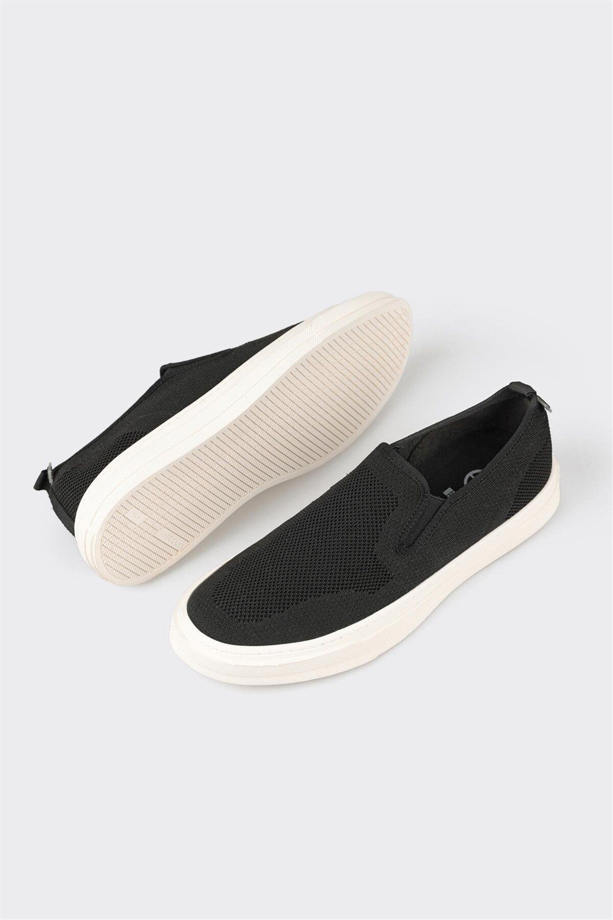 Elle Shoes-Black Men's Casual Shoes 3