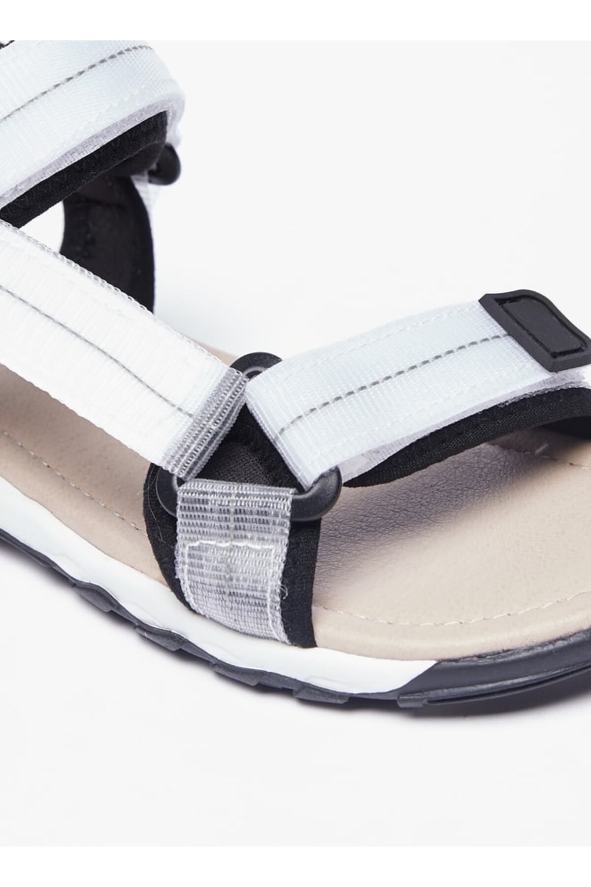 Mister Duchini-Textured Floaters with Hook and Loop Closure 5