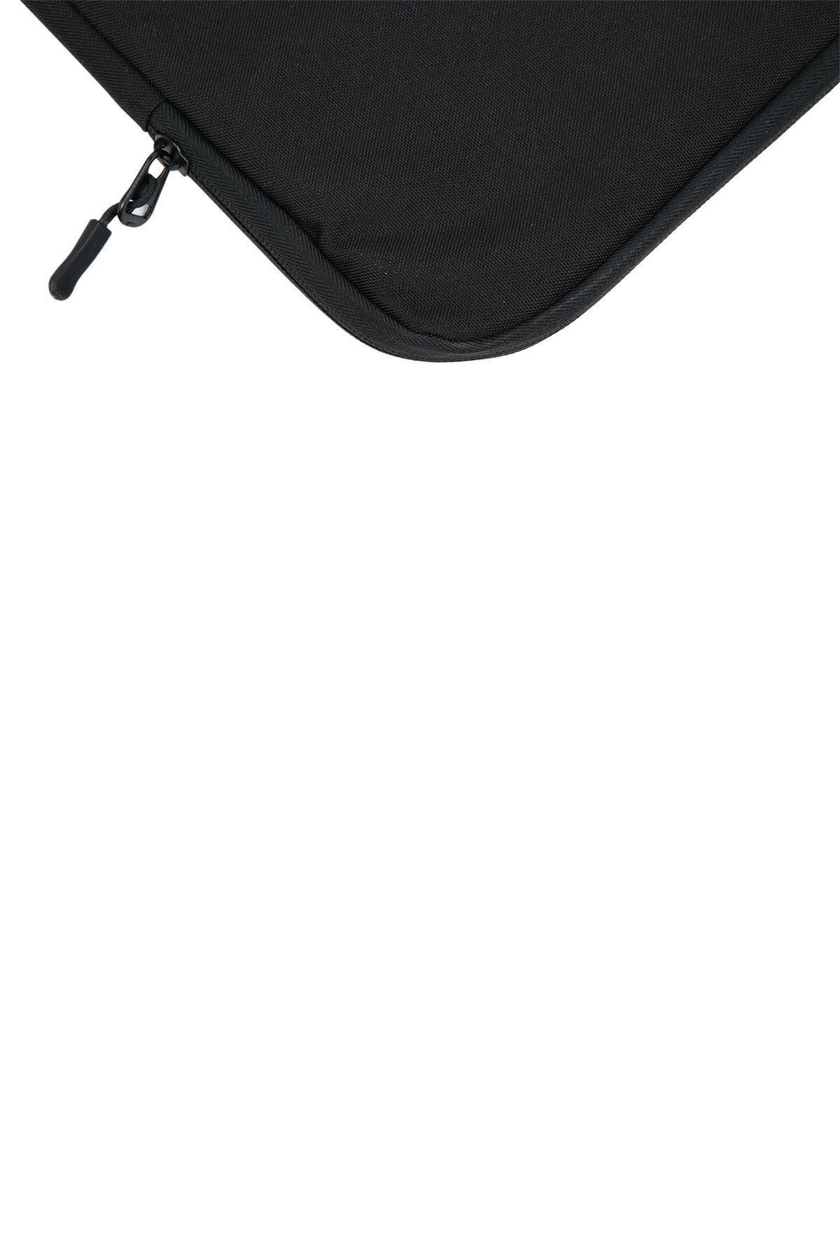 Siyah 15-16 Inch Laptop Kılıfı