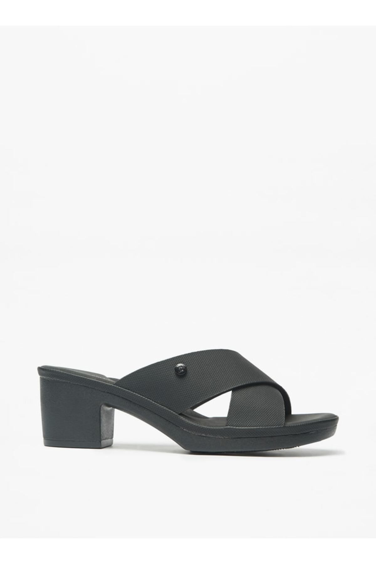 Flora Bella by Shoexpress-Textured Slip-On Cross Strap Sandals with Block Heels 3
