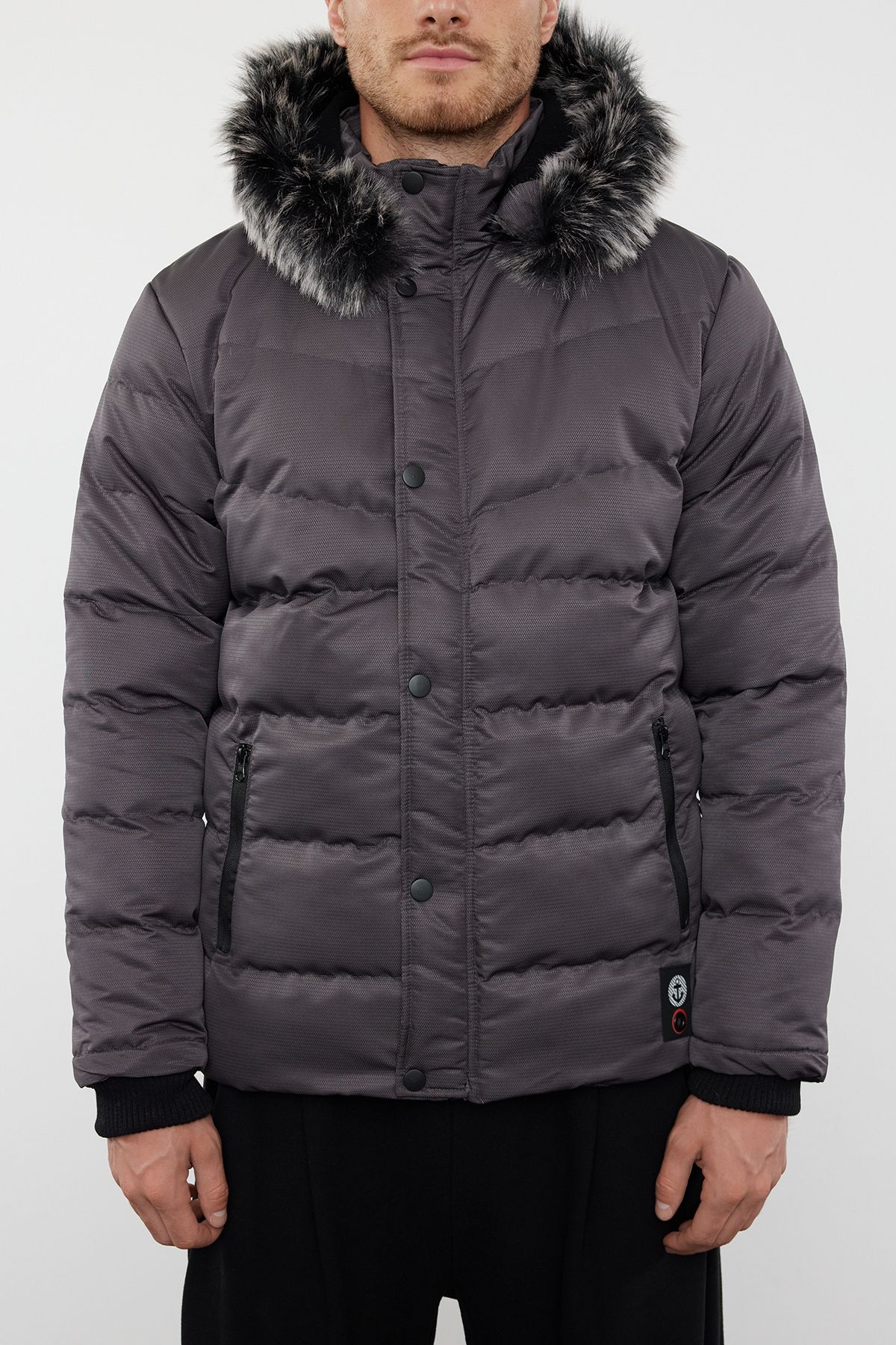 Trendyol Collection-Graue Daunenjacke für Herren – mit Fleece gefüttert, wind- und wasserabweisend, normale Passform TMNAW23MO00009 3