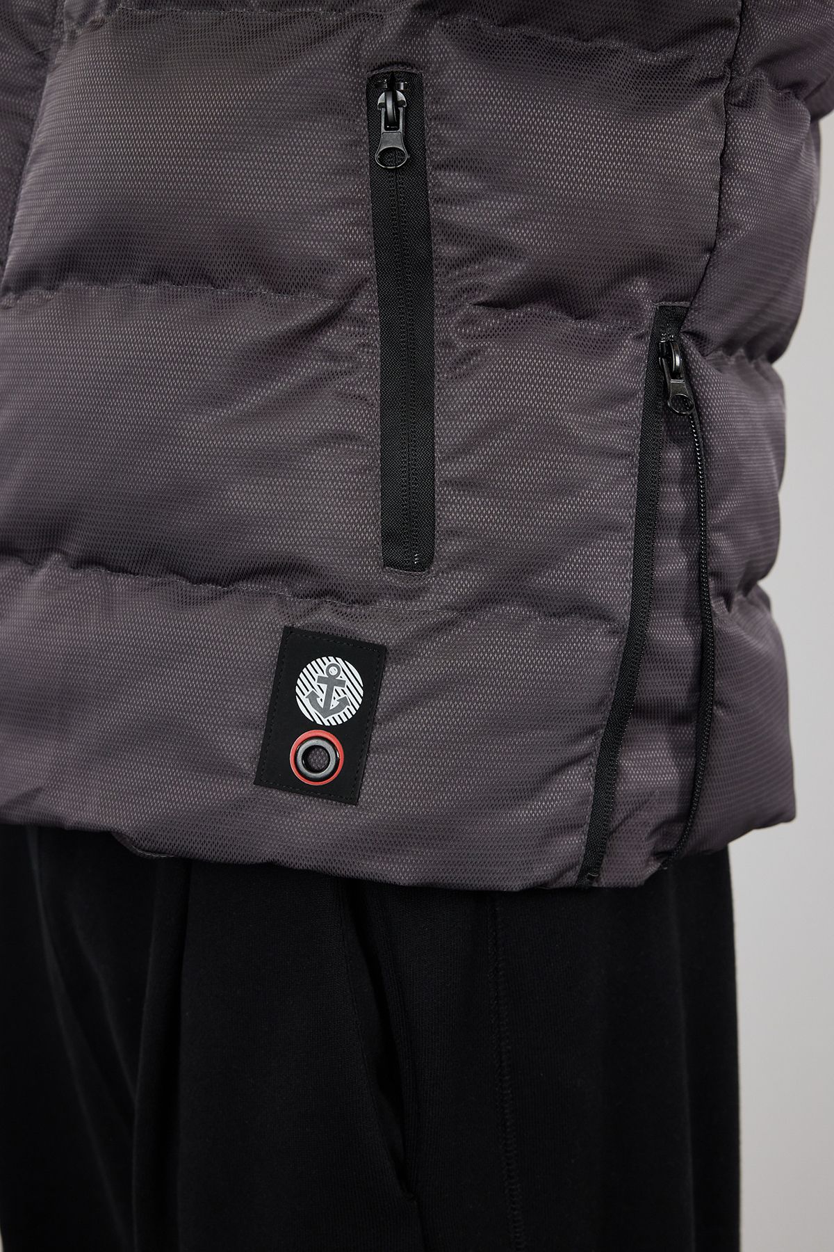 Trendyol Collection-Graue Daunenjacke für Herren – mit Fleece gefüttert, wind- und wasserabweisend, normale Passform TMNAW23MO00009 5