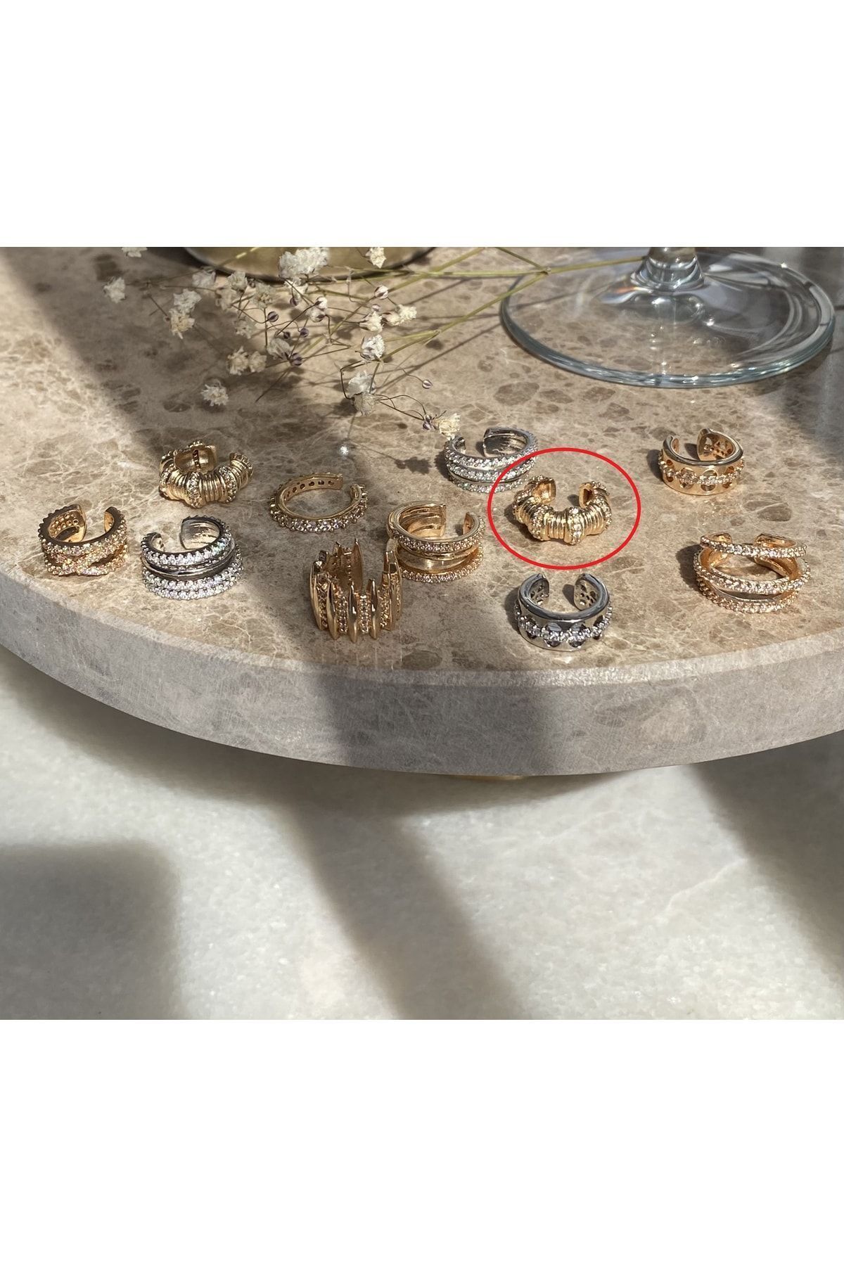 Boğumlu Taşlı Pirinç Üzeri Kaplama Kıkırdak Küpe ( Earcuff ) 3