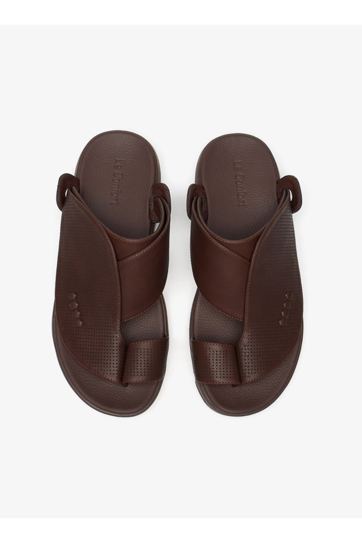 Le Confort-Textured Slip-On Arabic Sandals with Toe Loop 1
