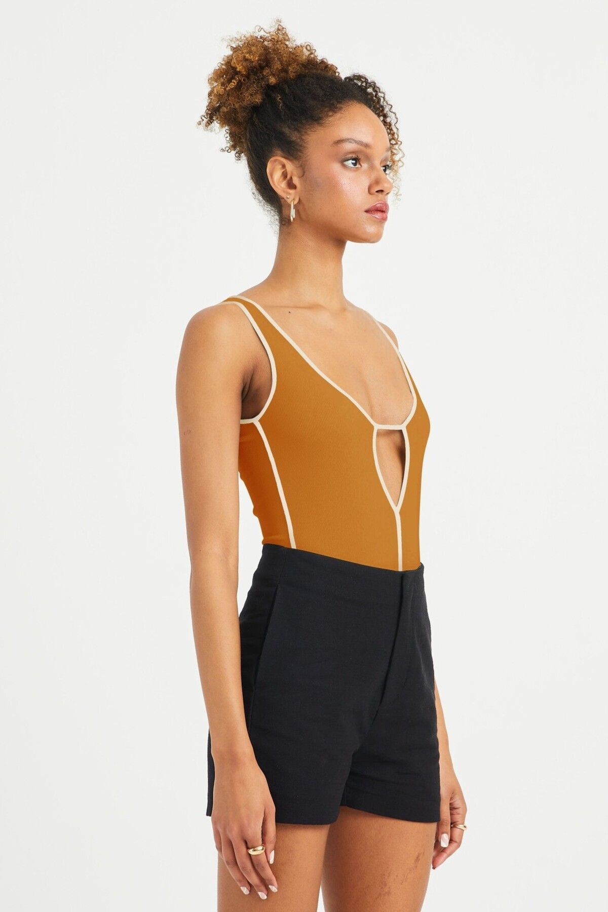 IAMNOTBASIC-Mustard Delphin Bodysuit 8
