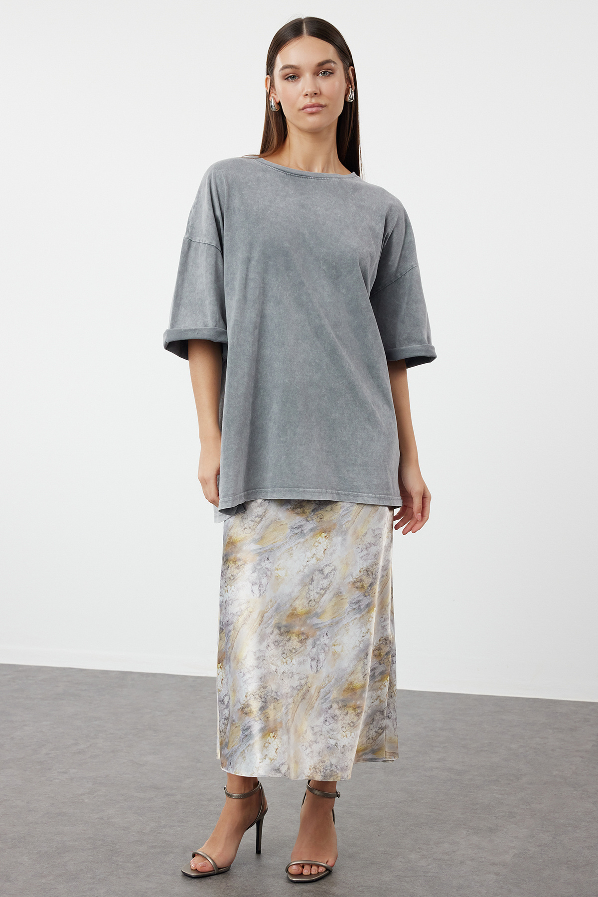 Trendyolmilla  Çok Renkli Saten Desenli Dokuma Etek TWOSS24ET00238