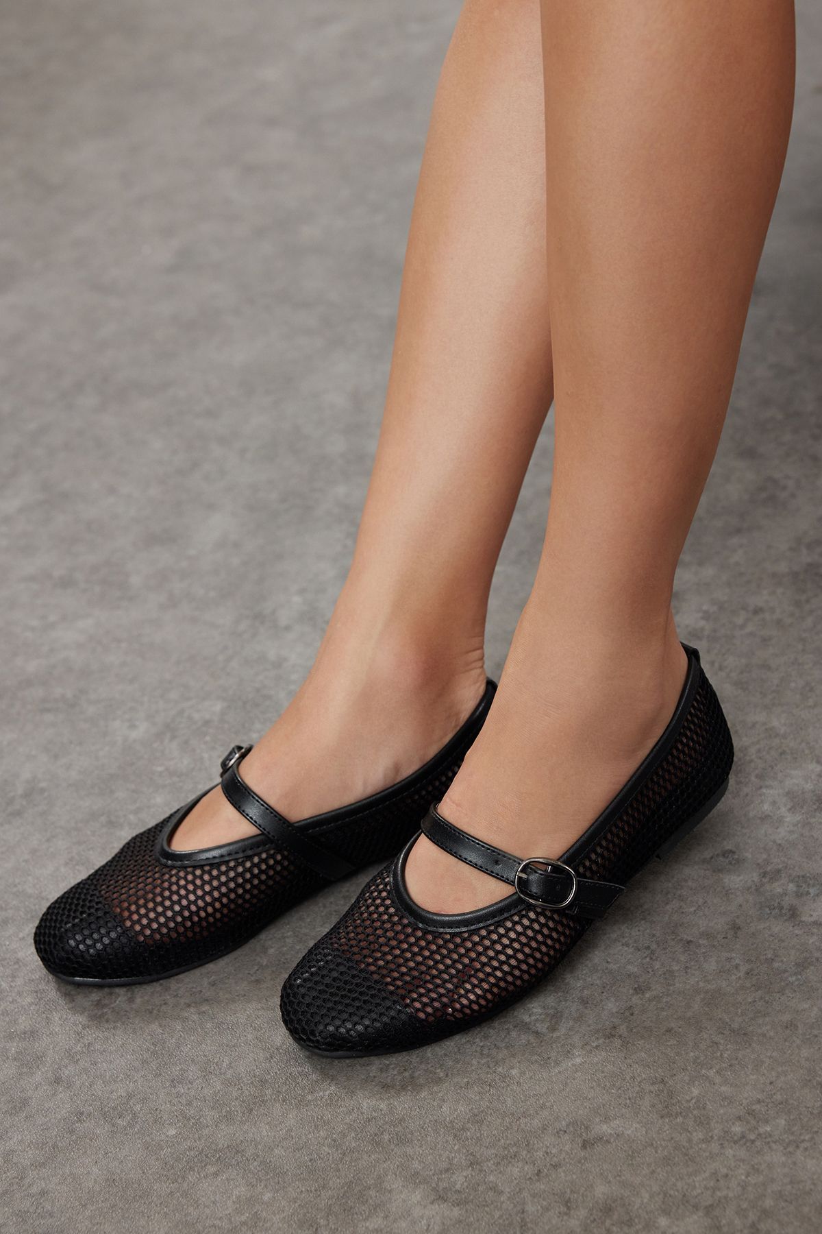 TRENDYOL SHOES-Schwarze Mesh-Mary-Jane-Ballerinas mit runder Spitze für Damen TAKSS24BE00000 3