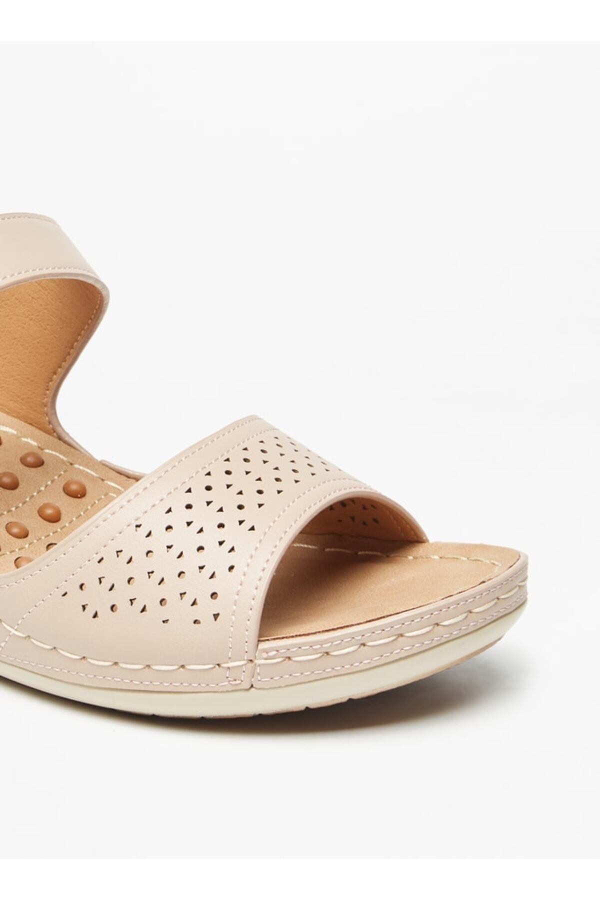 Le Confort-Textured Clogs with Back Strap 5