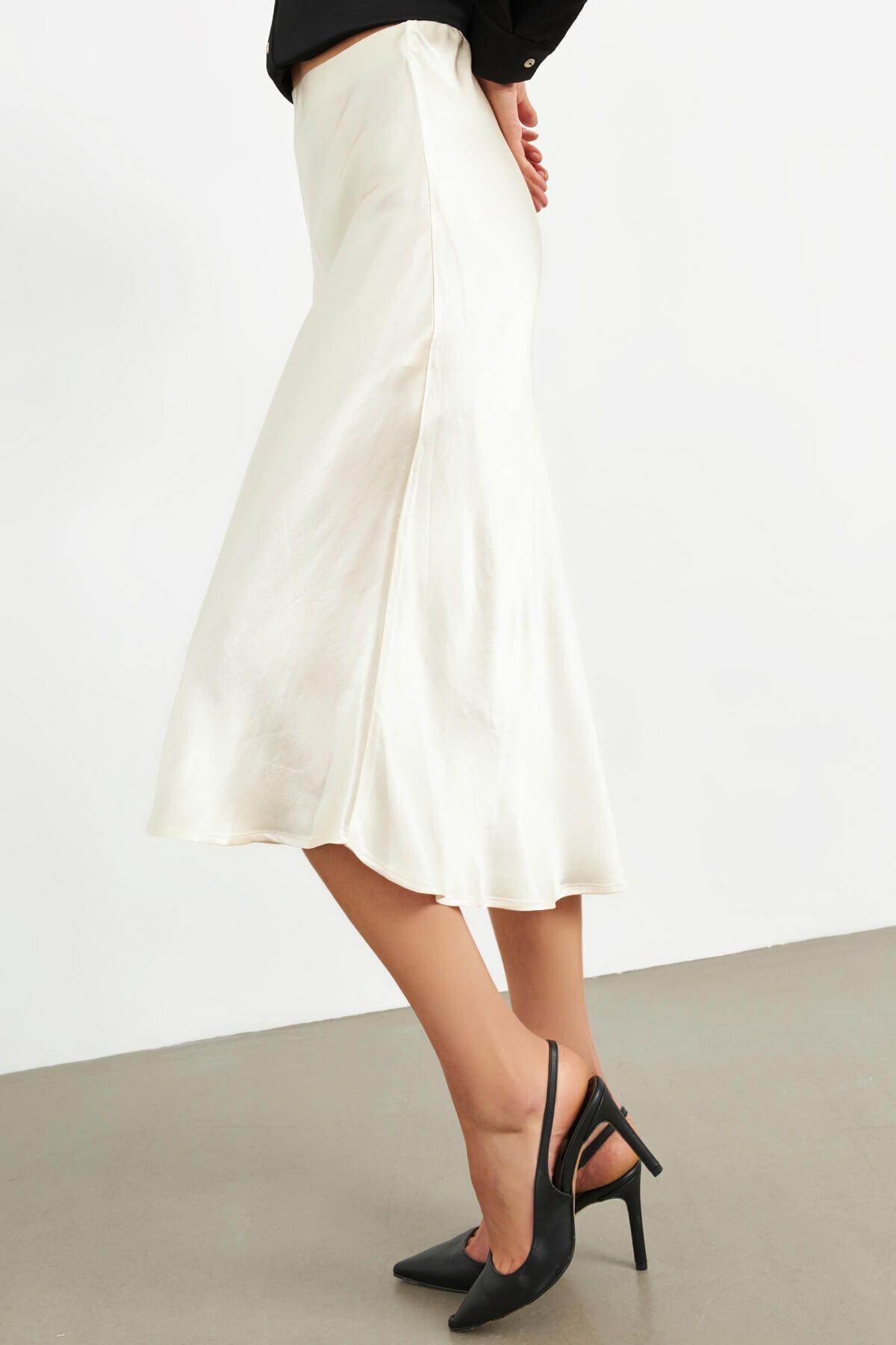 STELLA PULVIS  Ekru Beli Lastikli Midi Saten Etek - Görsel 6