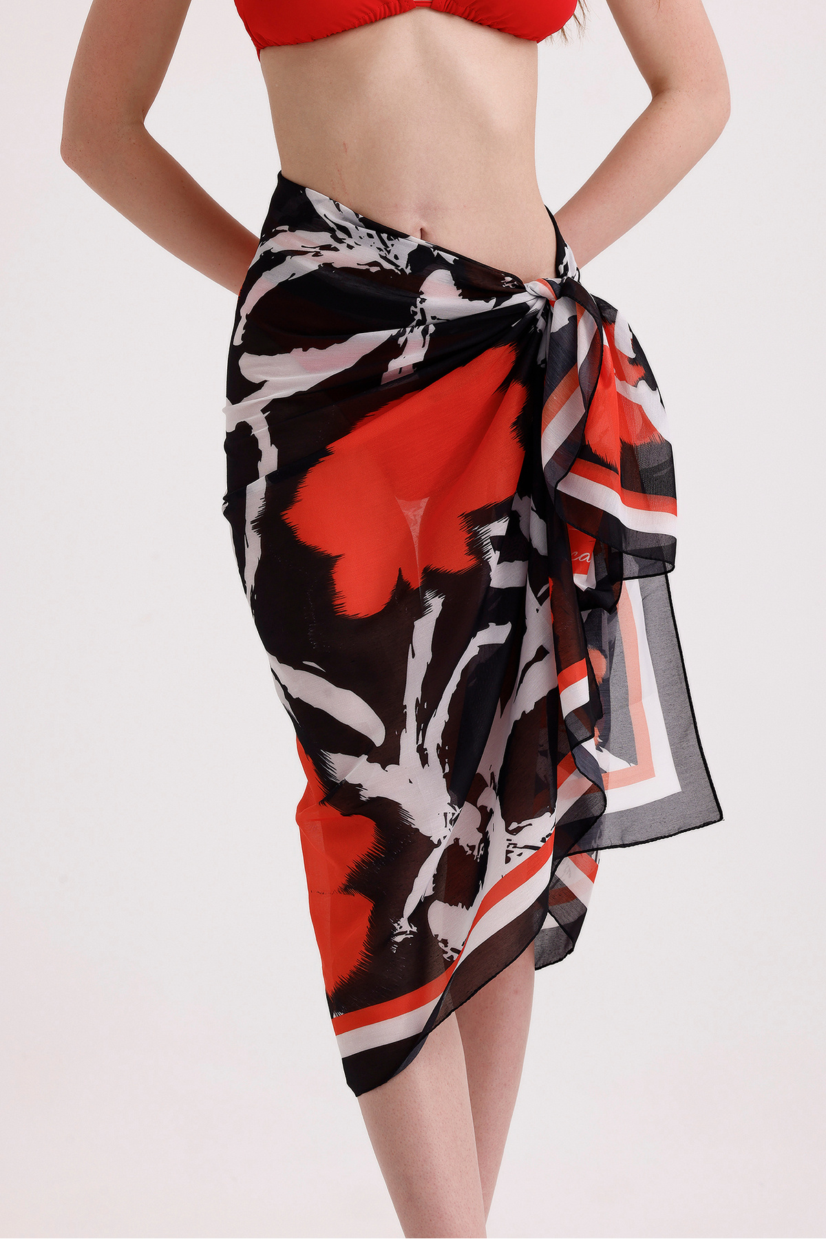 D scarf SİYAH TURUNCI DESENLİ PAREO