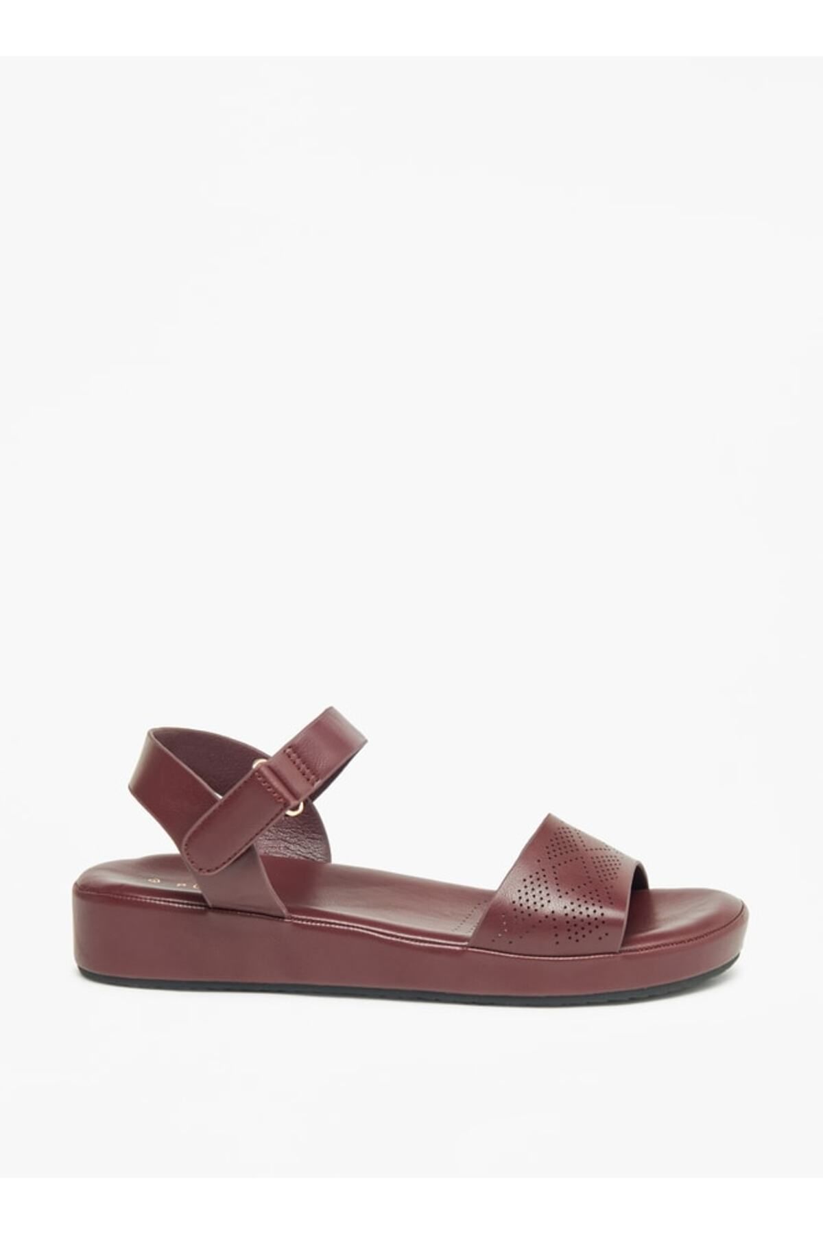 Le Confort-Textured Floaters with Hook and Loop Closure 3