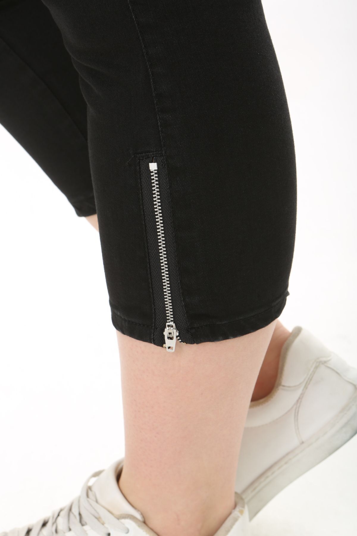 EYLÜL BUTİK  Kadın Kemerli Kot Kapri - Görsel 7