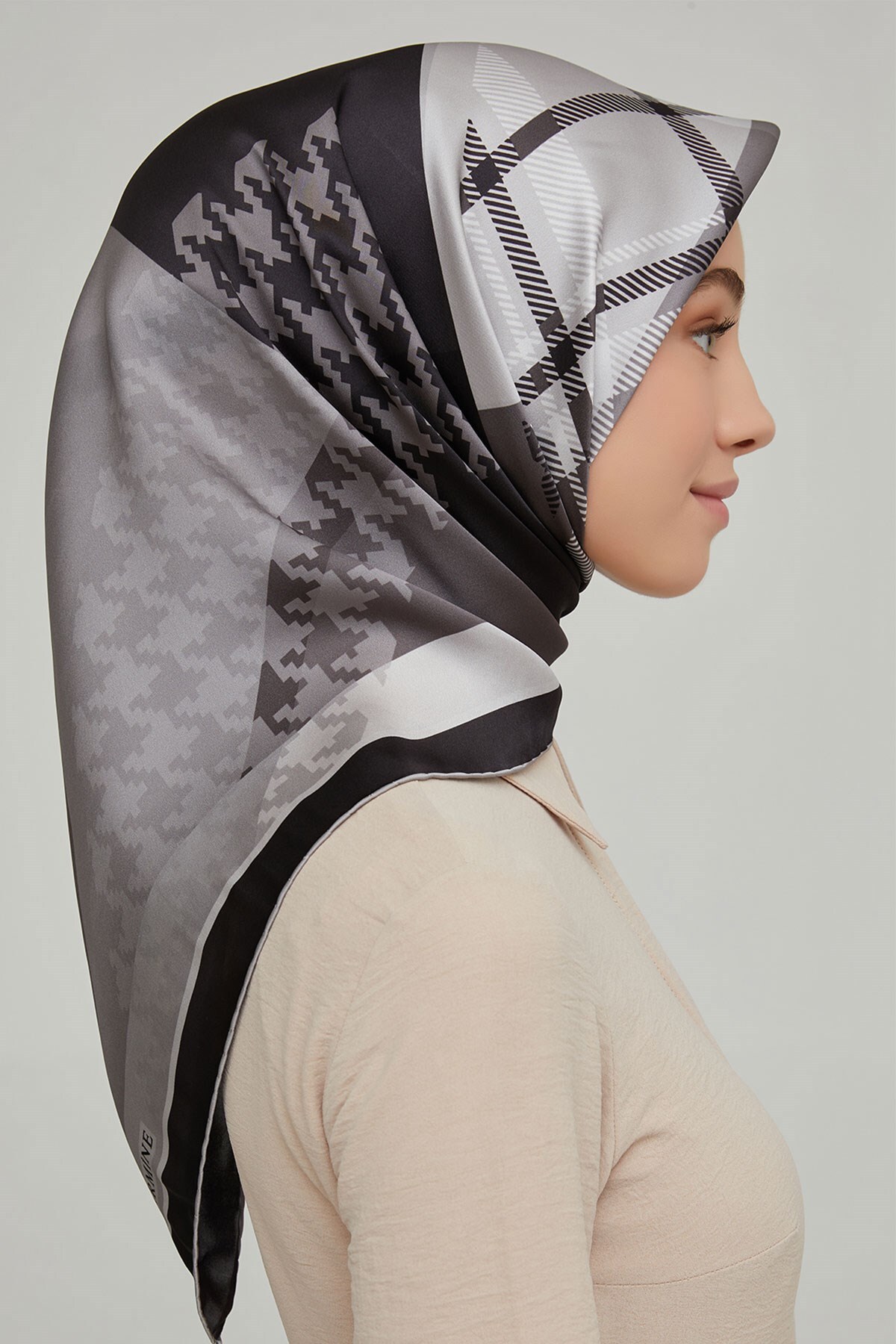 روسری زنانه آرمینه | E21KA8620D02 Armine - Image 2