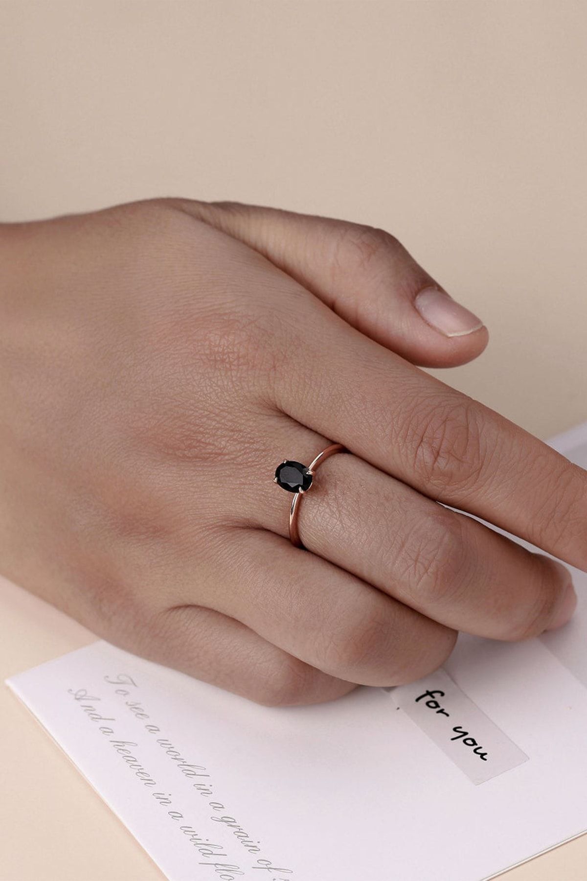 Oval Dişli Model Siyah Zirkon Taşlı 14k Rose Altın Kaplama Kadın Yüzük 3
