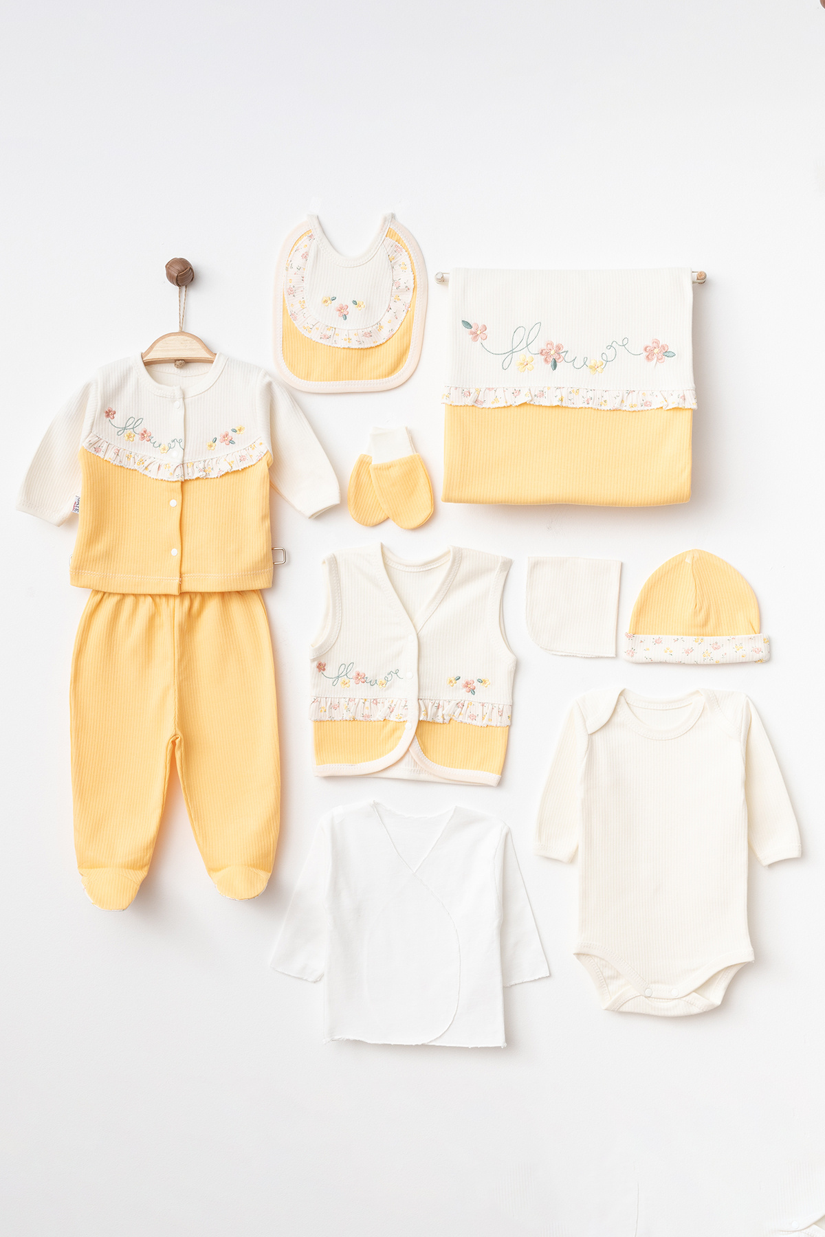 BABY GIRL FLOWER EMBROIDERED NEWBORN HOSPITAL DELIVERY SET OF 10 BODYSUITS WITH BOX YKFLWRGY