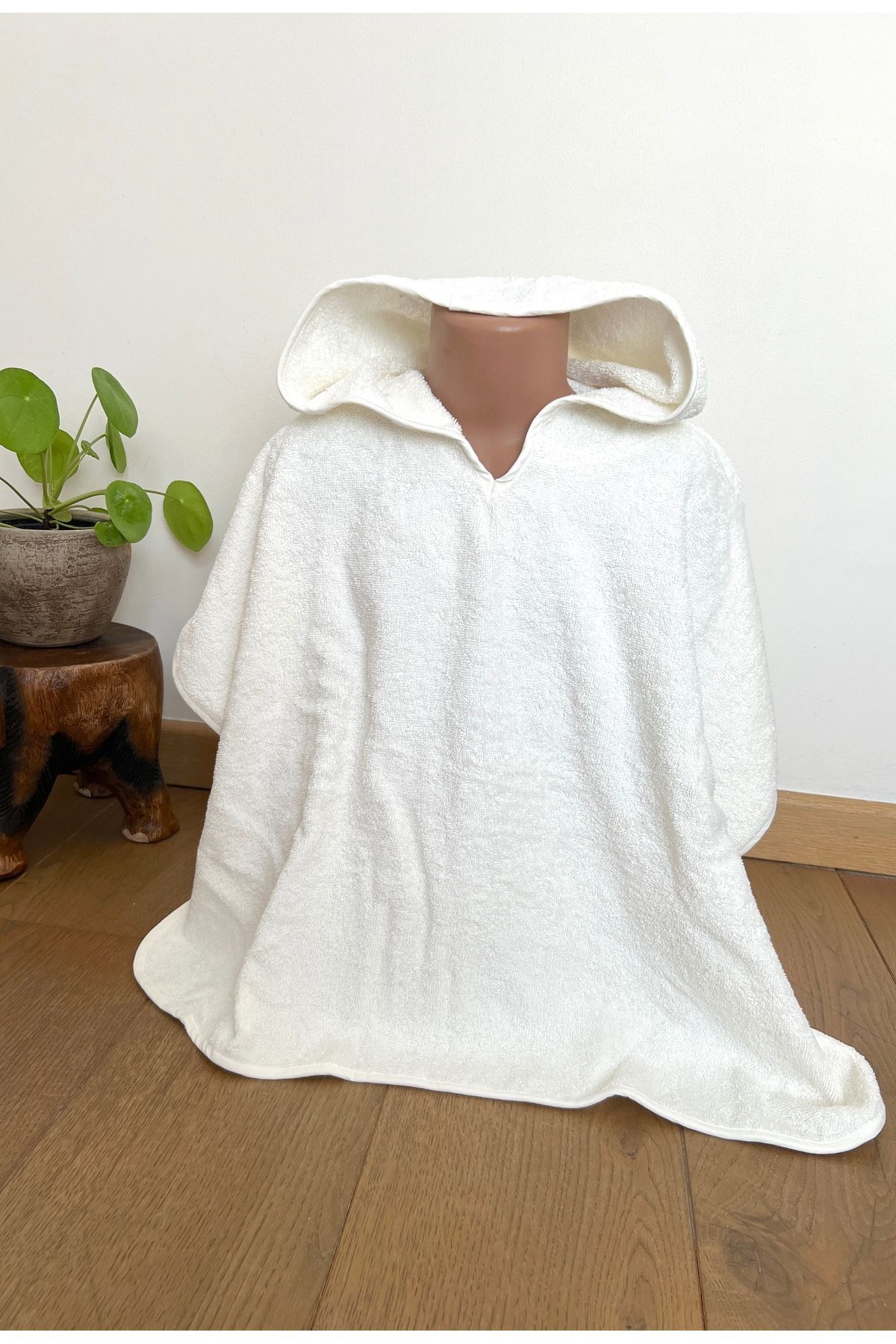 Shopiole İhraç Fazlası Krem Rengi Çocuk Banyo Ve Plaj Havlusu / Çocuk Panço