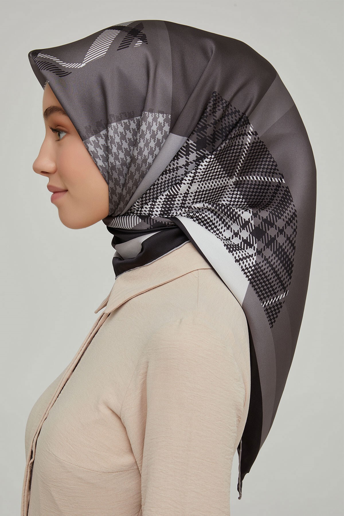 روسری زنانه آرمینه | E21KA8620D02 Armine - Image 4