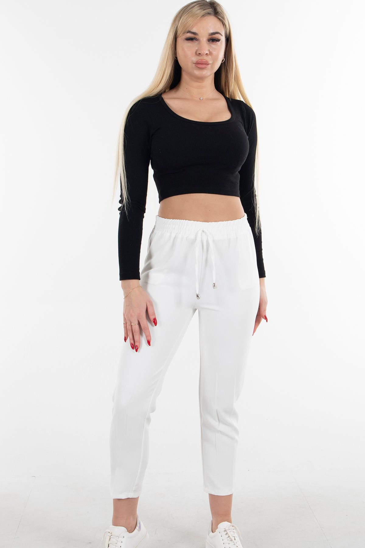 complete the look image