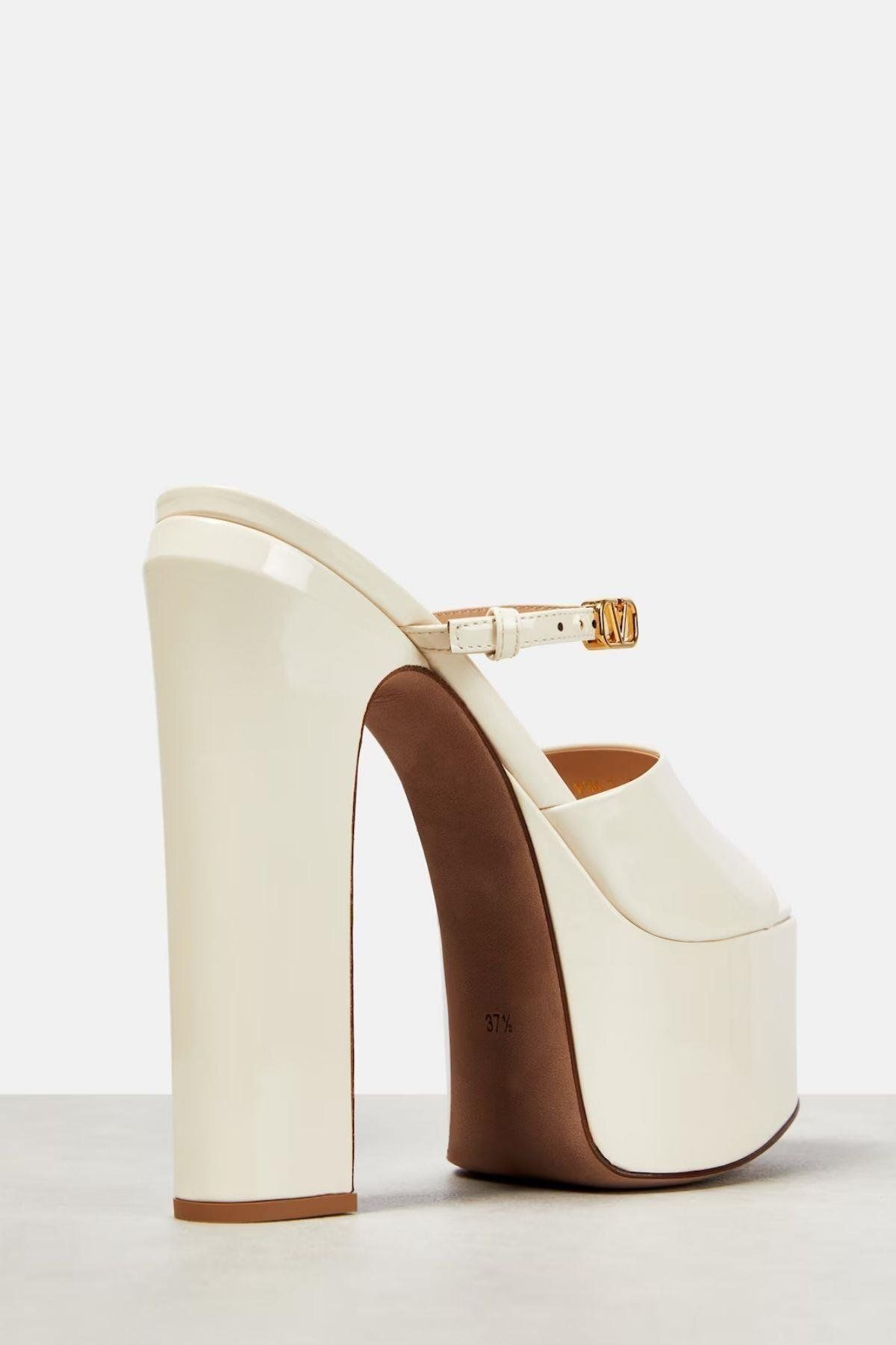 secret style-JESS Platform Heel Patent Leather Slippers 2