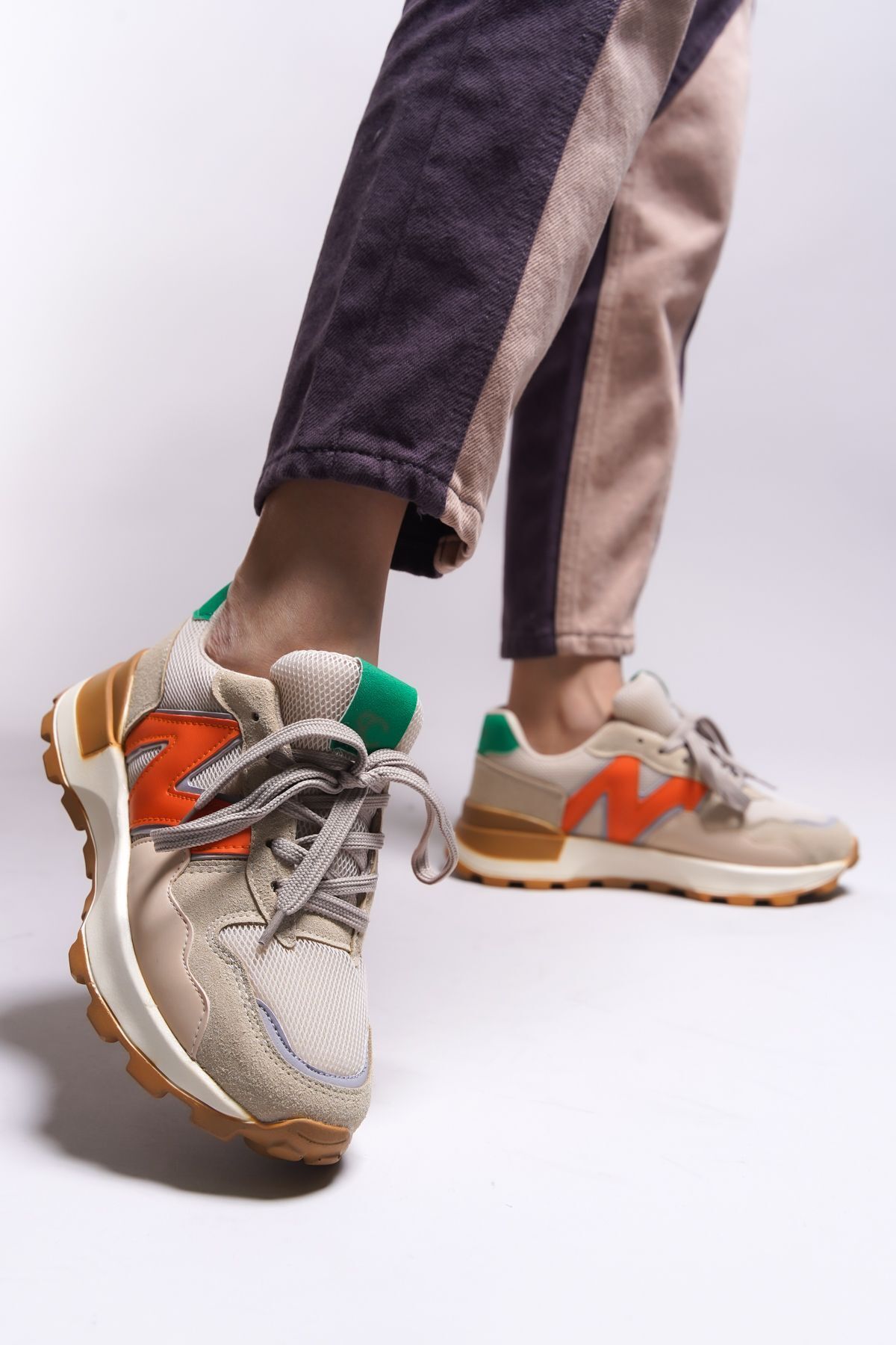 Riccon-Rosatora Damen Sneaker - 001210   Beige und orange Modell 2