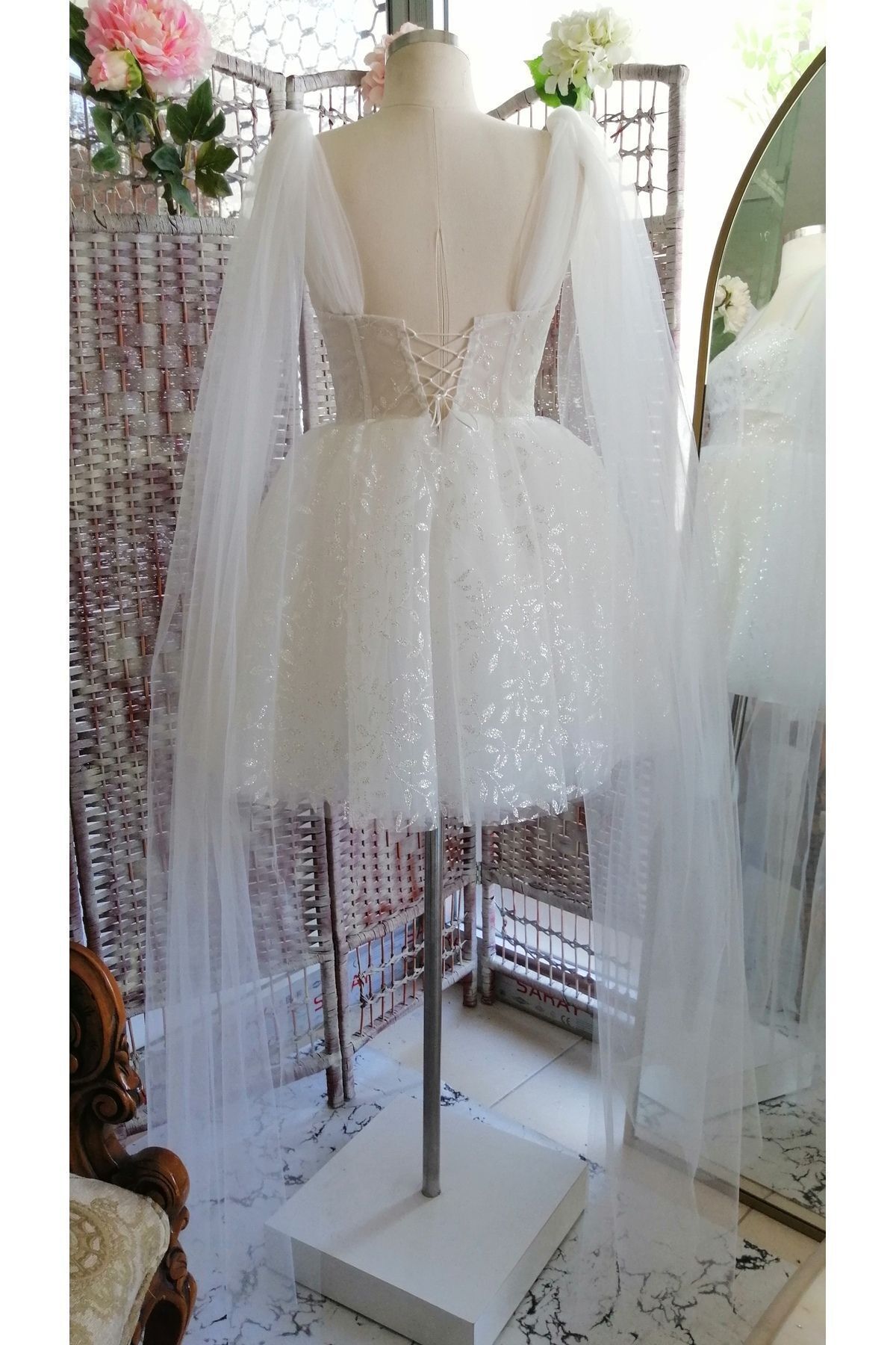 https://cdn.dsmcdn.com/ty1398/product/media/images/prod/QC/20240703/19/3d0d45c8-8f41-3d23-874d-cba0f1f9ed85/1_org_zoom.jpg