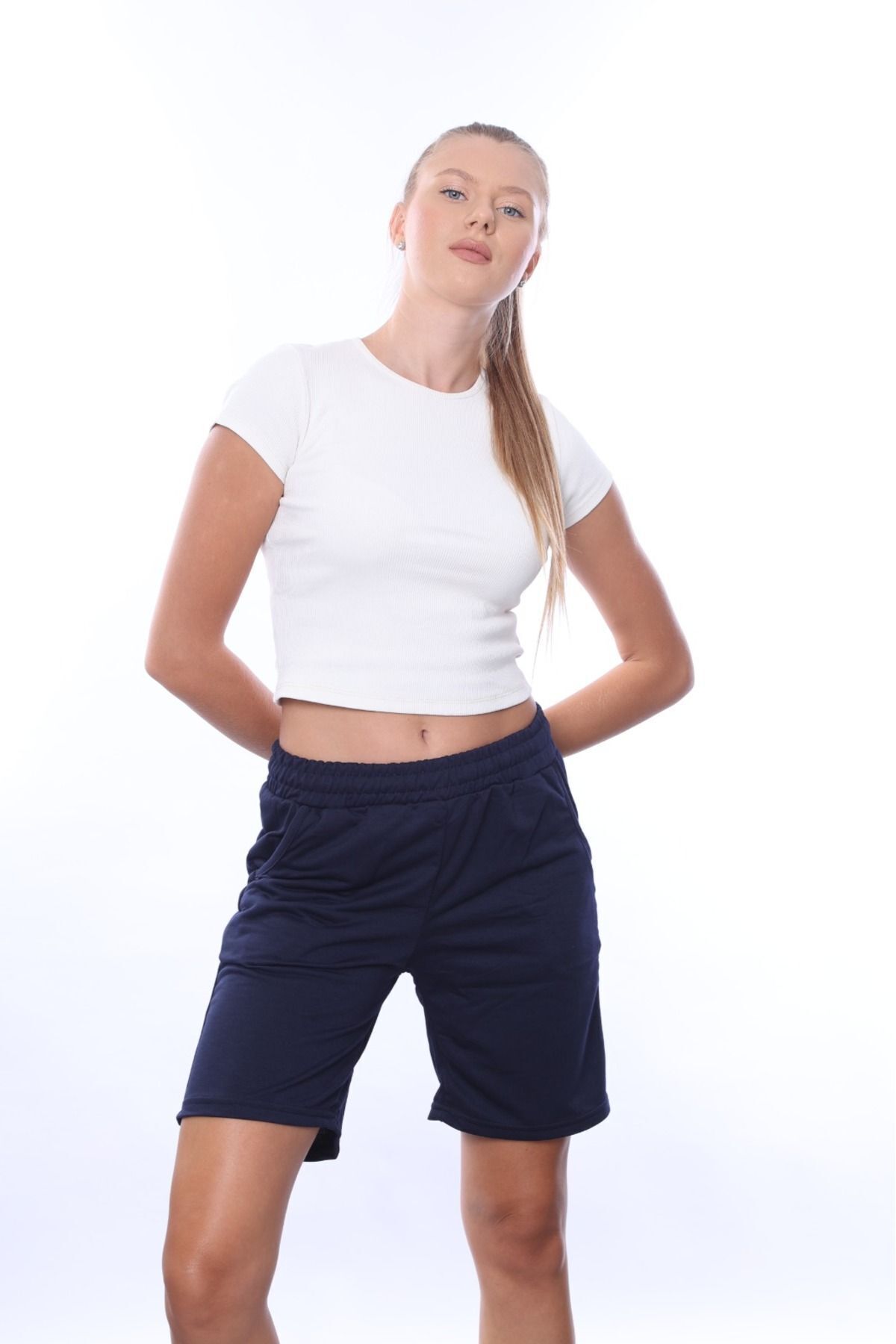 Tight Lady-women's Navy Blue 2 thread pocket shorts 2
