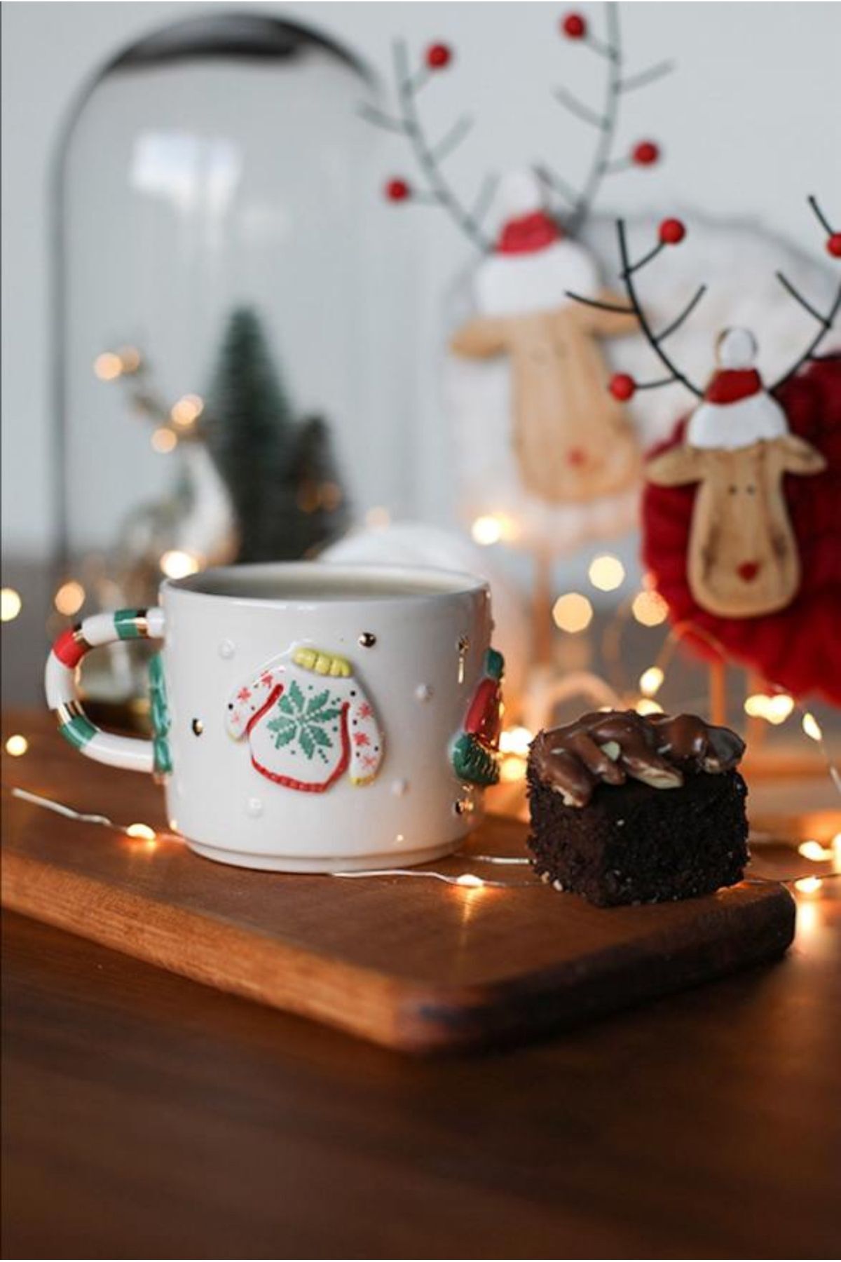 Handmade 100% Ceramic New Year Themed Pattern Detailed Mug Mug
