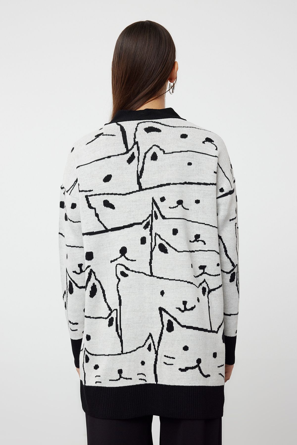 Trendyol Modest-Pletený sveter so vzorom béžovej mačky - TCTAW22TH0135 5