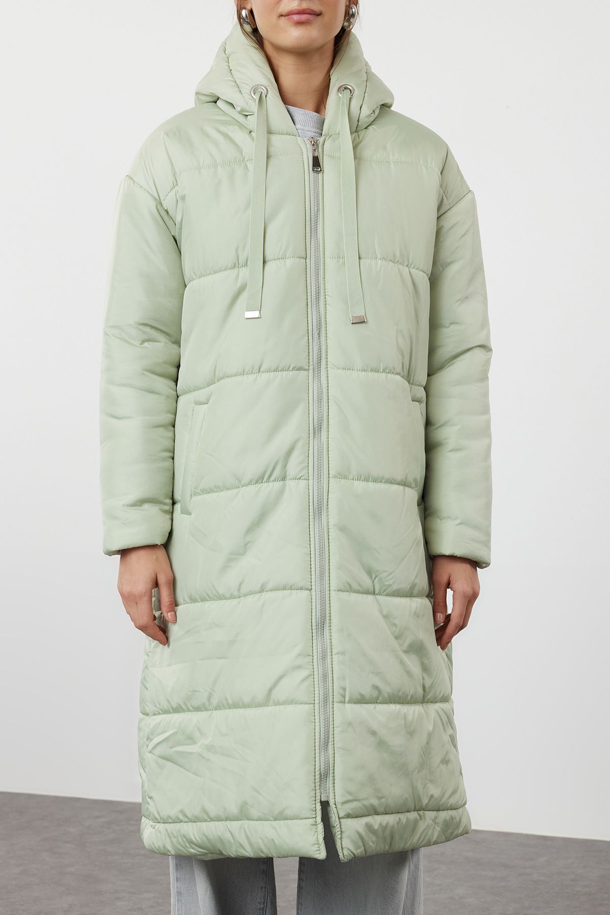 Trendyol Collection-Mintfarbener, wasserabweisender Puffmantel mit Kapuze TWOAW24MO00136 4